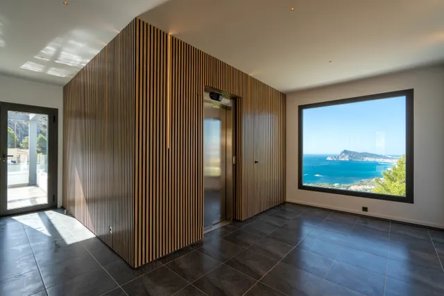 Большая современная вилла  в Алтее Хиллс — photo 8