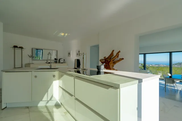 Fantastic villa with total privacy and panoramic views in Benissa — photo 9