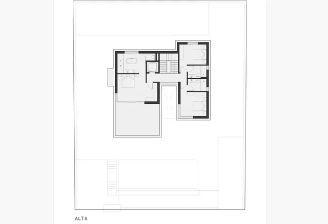Spacious Luxury villa with garage and sea views in Sierra Cortina for sale — Floor Plan 3