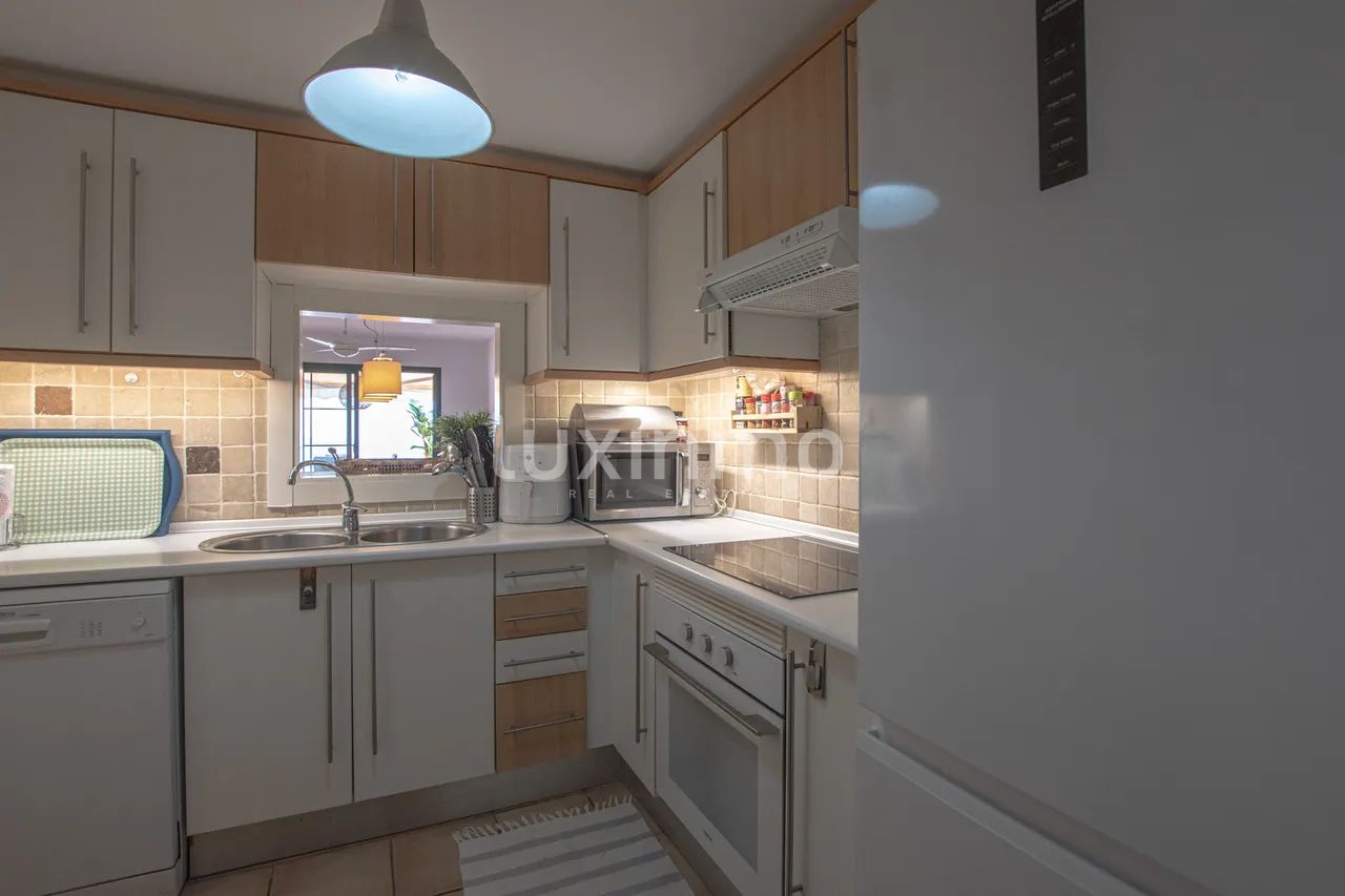 Wohnung zur Miete mit offenem Meerblick in Mascarat — photo 10