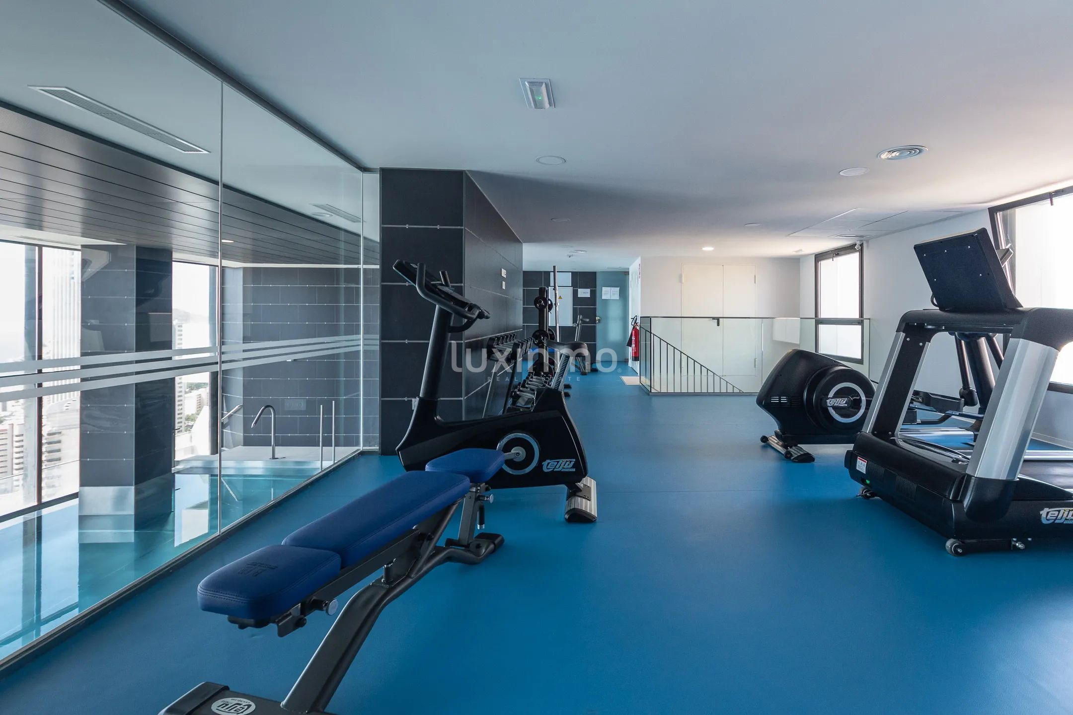 Flat with sea views for sale in Benidorm Beach — photo 42