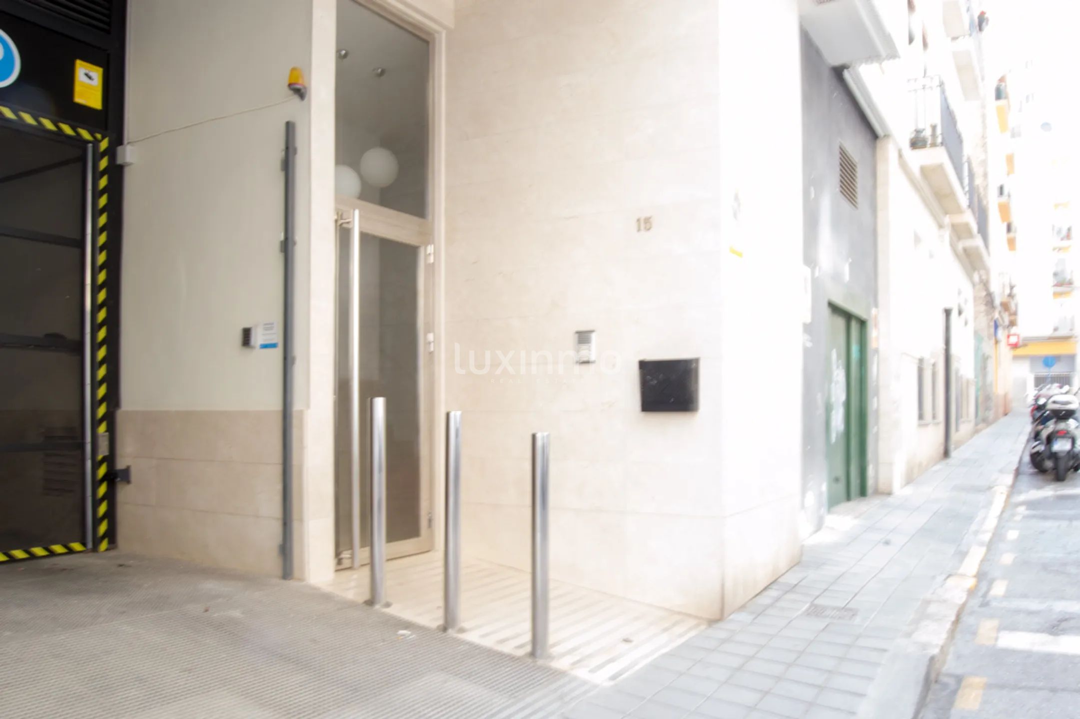 Céntrico apartamento con garaje y trastero junto a Luceros — photo 9