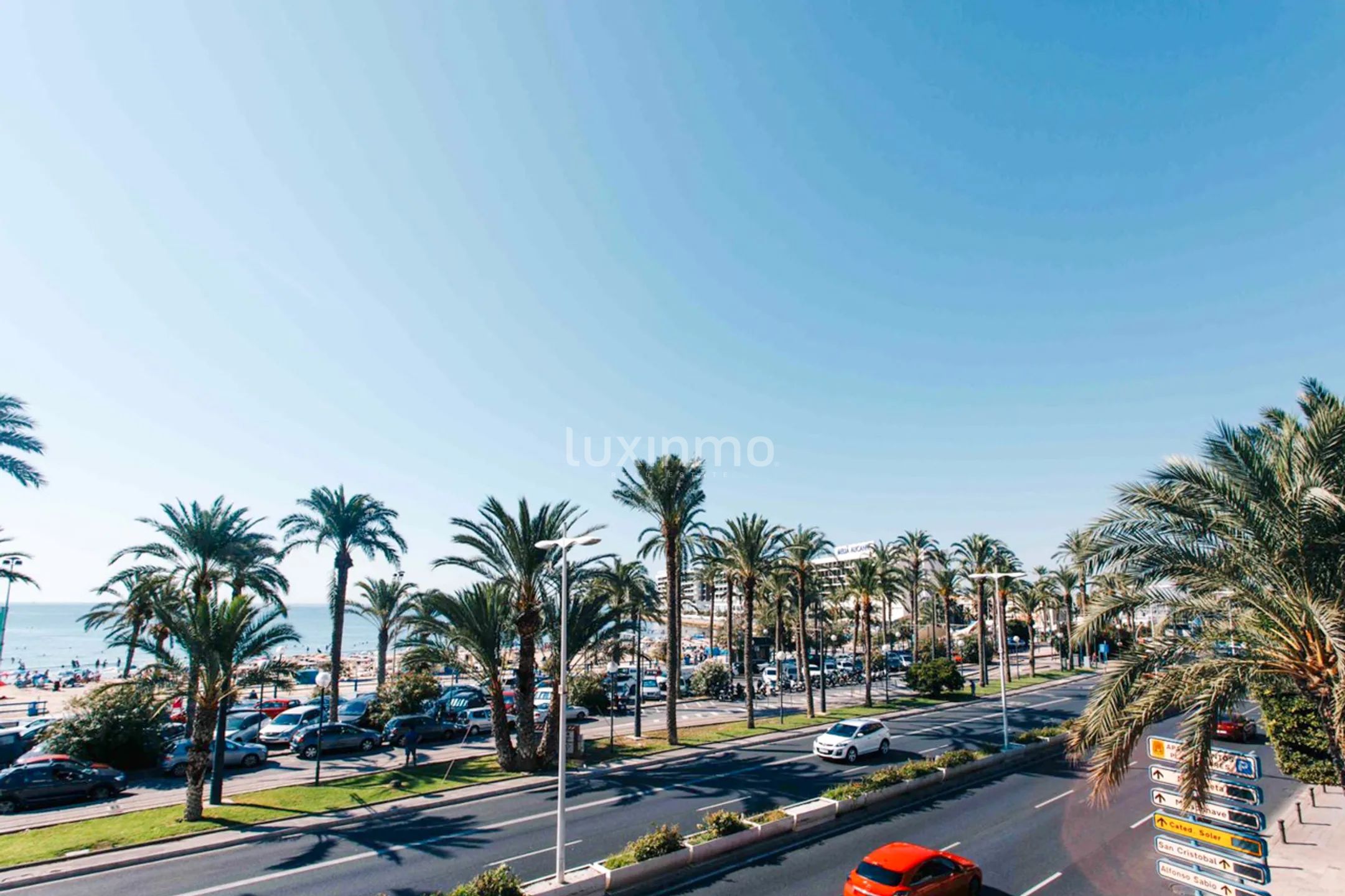 Alquiler de larga temporada a partir de octubre con vistas a la playa en la ciudad de Alicante — photo 1