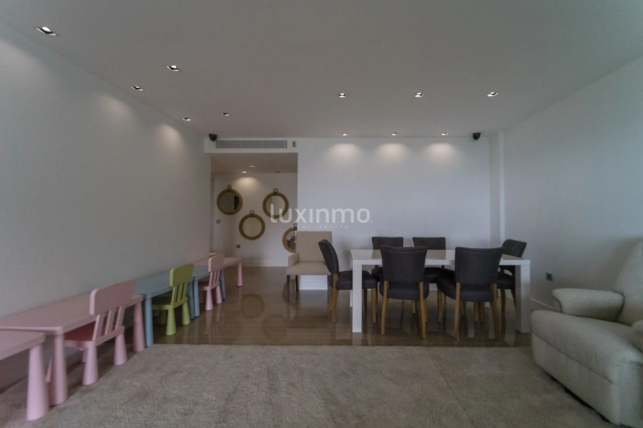 Apartamento  en primera línea de playa en alquiler con vistas al mar — photo 15