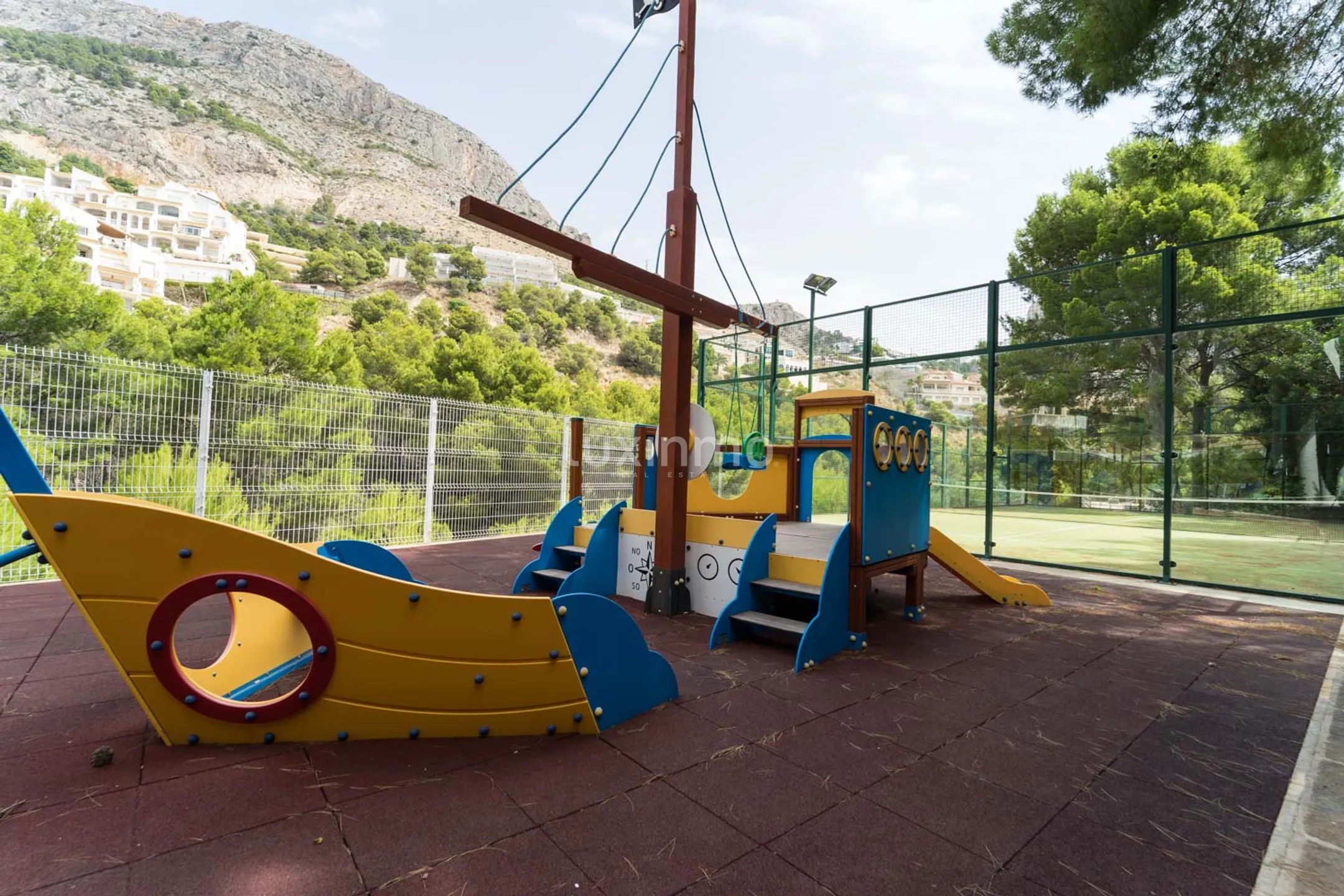 Apartamento  en primera línea de playa en alquiler con vistas al mar — photo 38