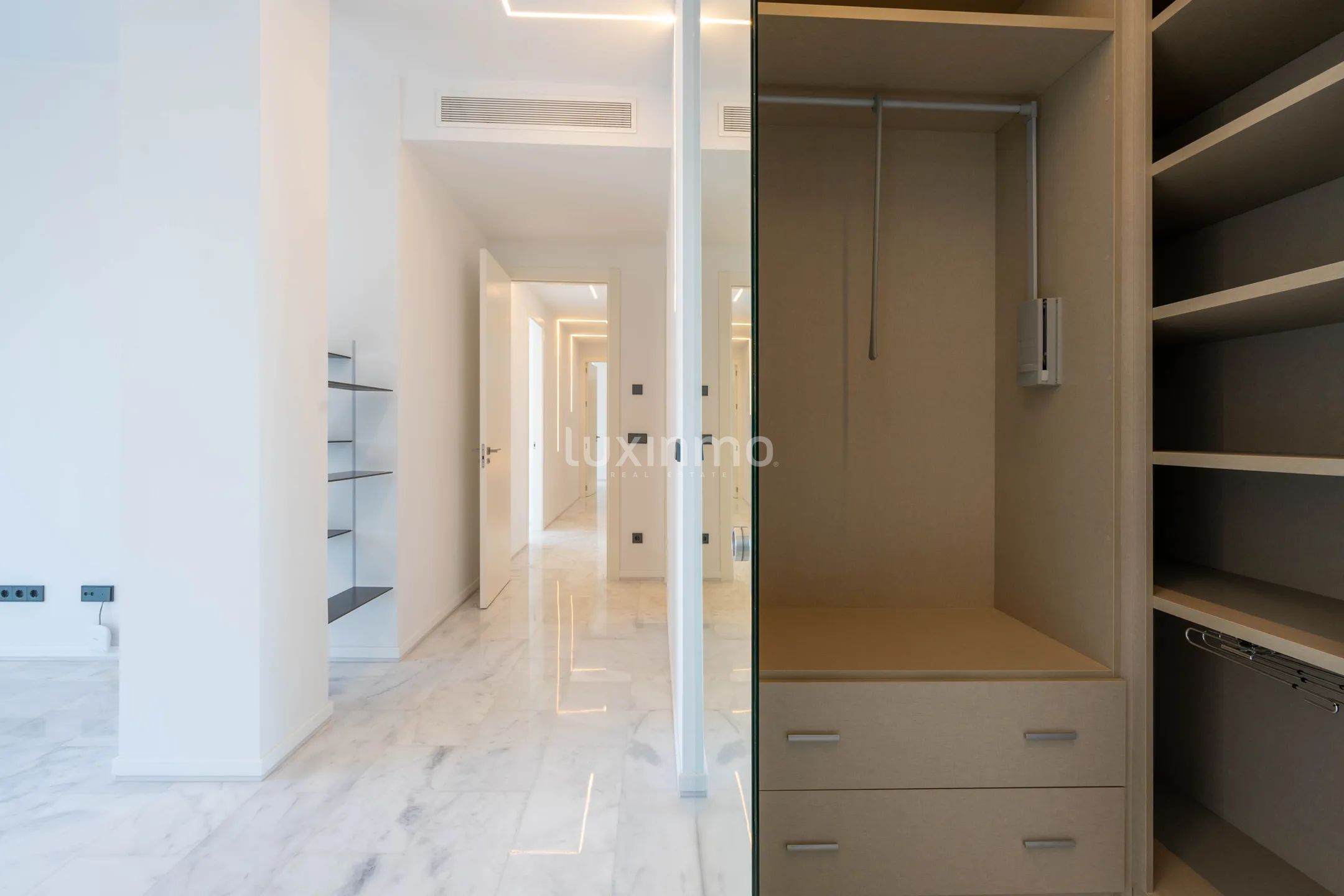 A large modern villa in Altea Hills — photo 25