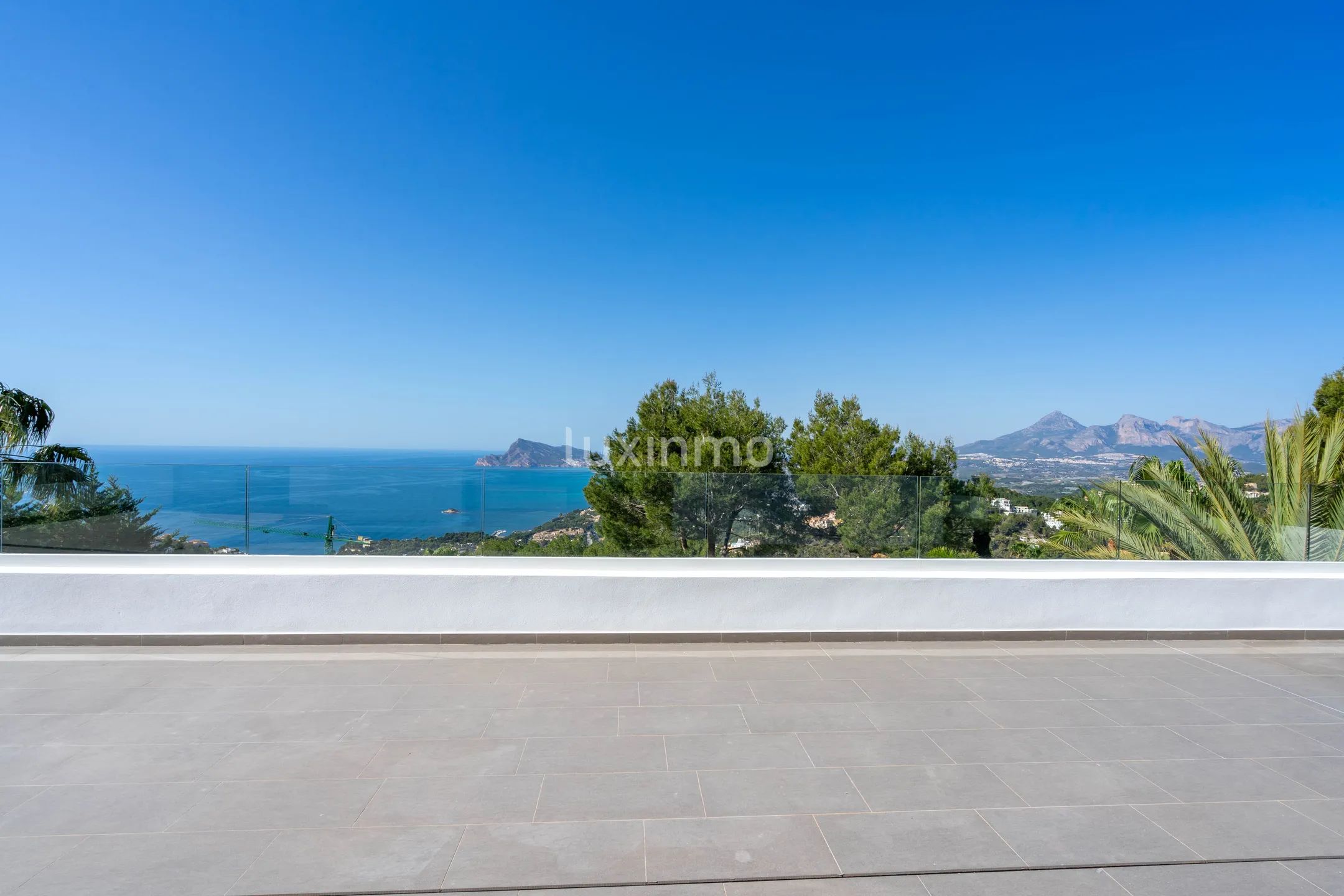 A large modern villa in Altea Hills — photo 40