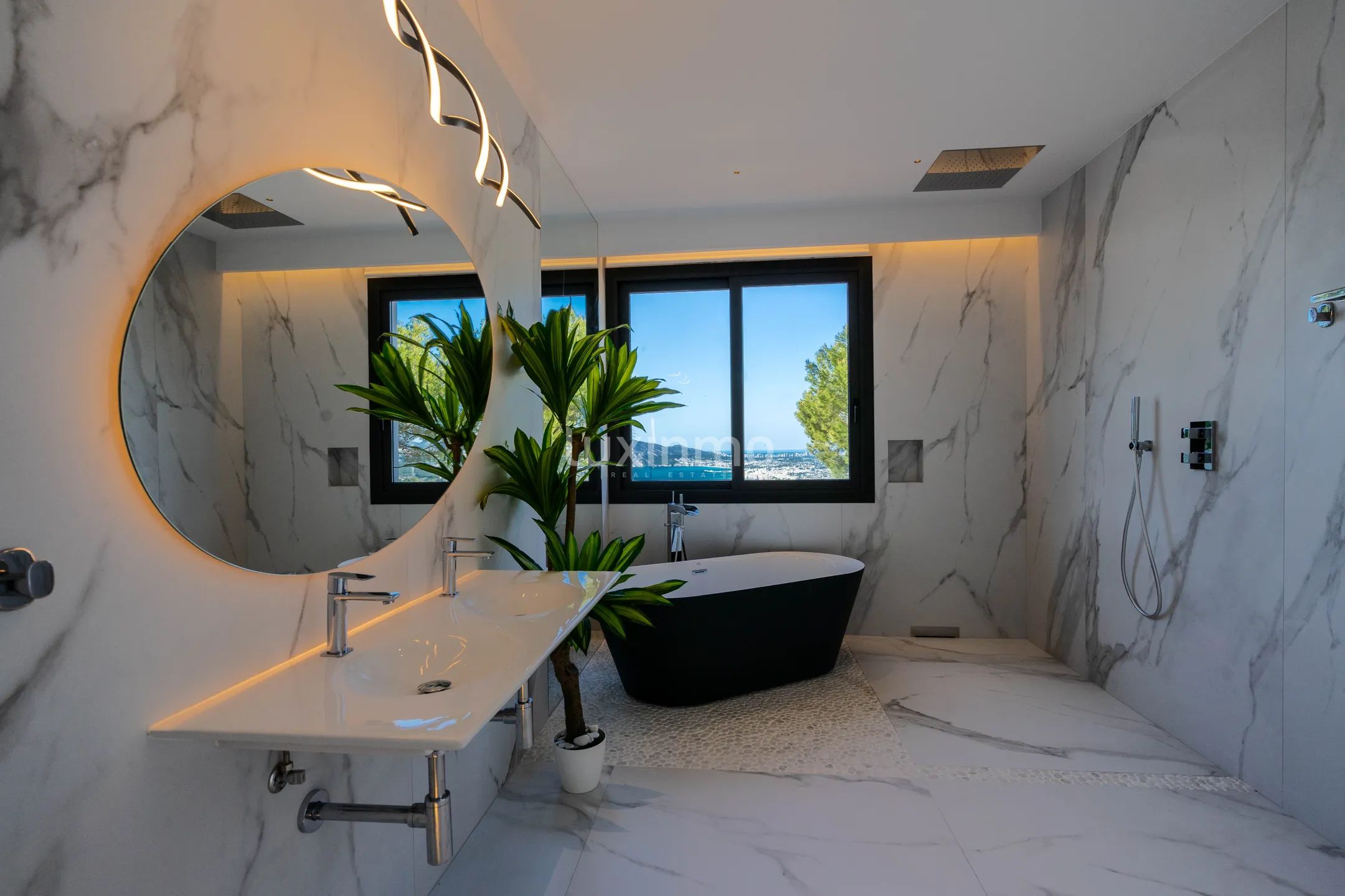 A large modern villa in Altea Hills — photo 21