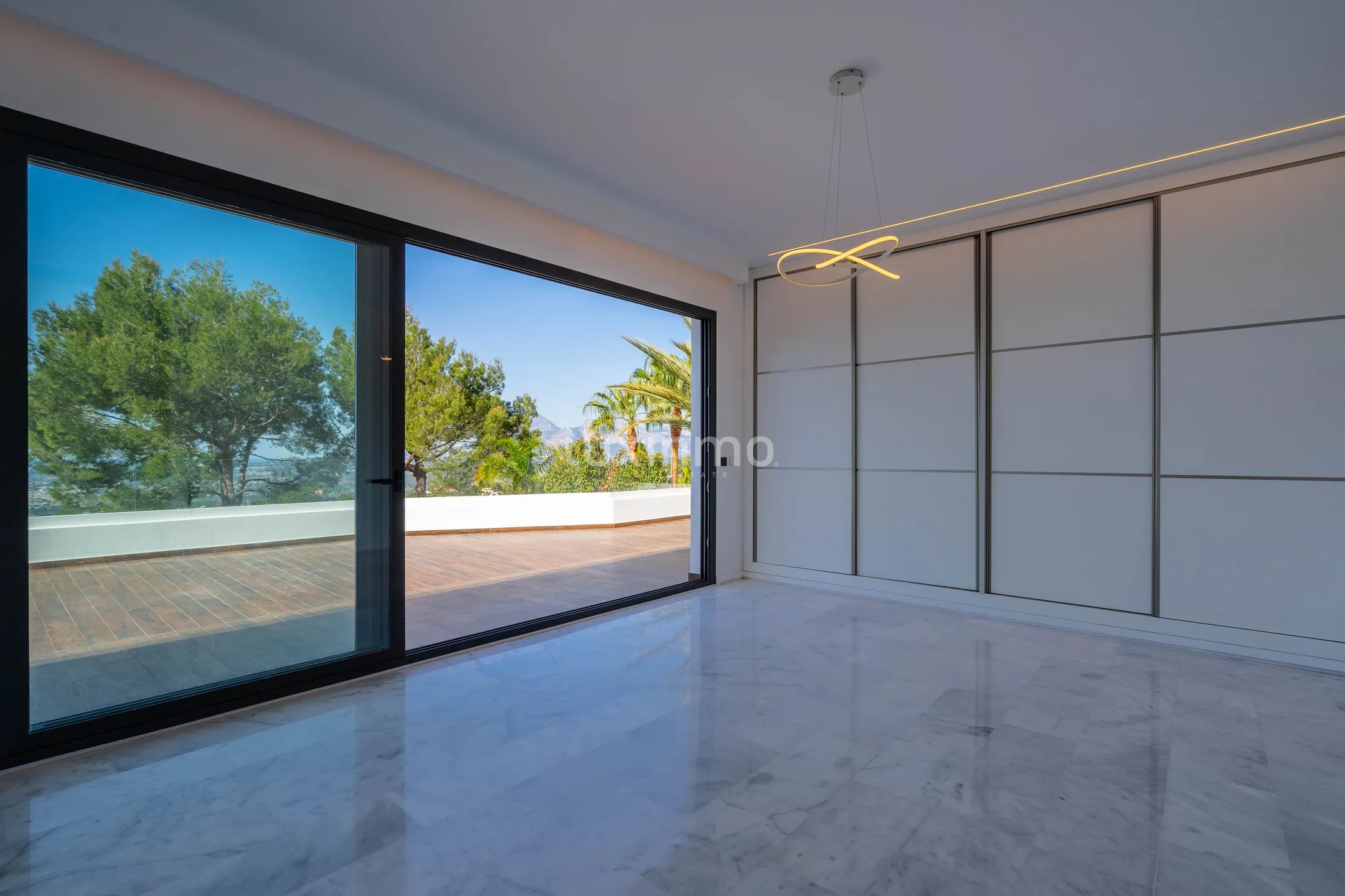 A large modern villa in Altea Hills — photo 18