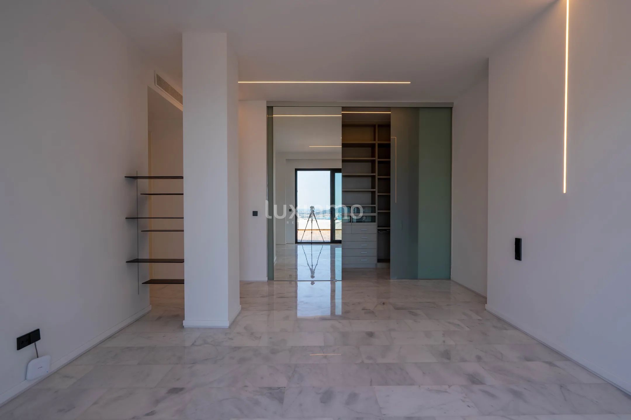 A large modern villa in Altea Hills — photo 23