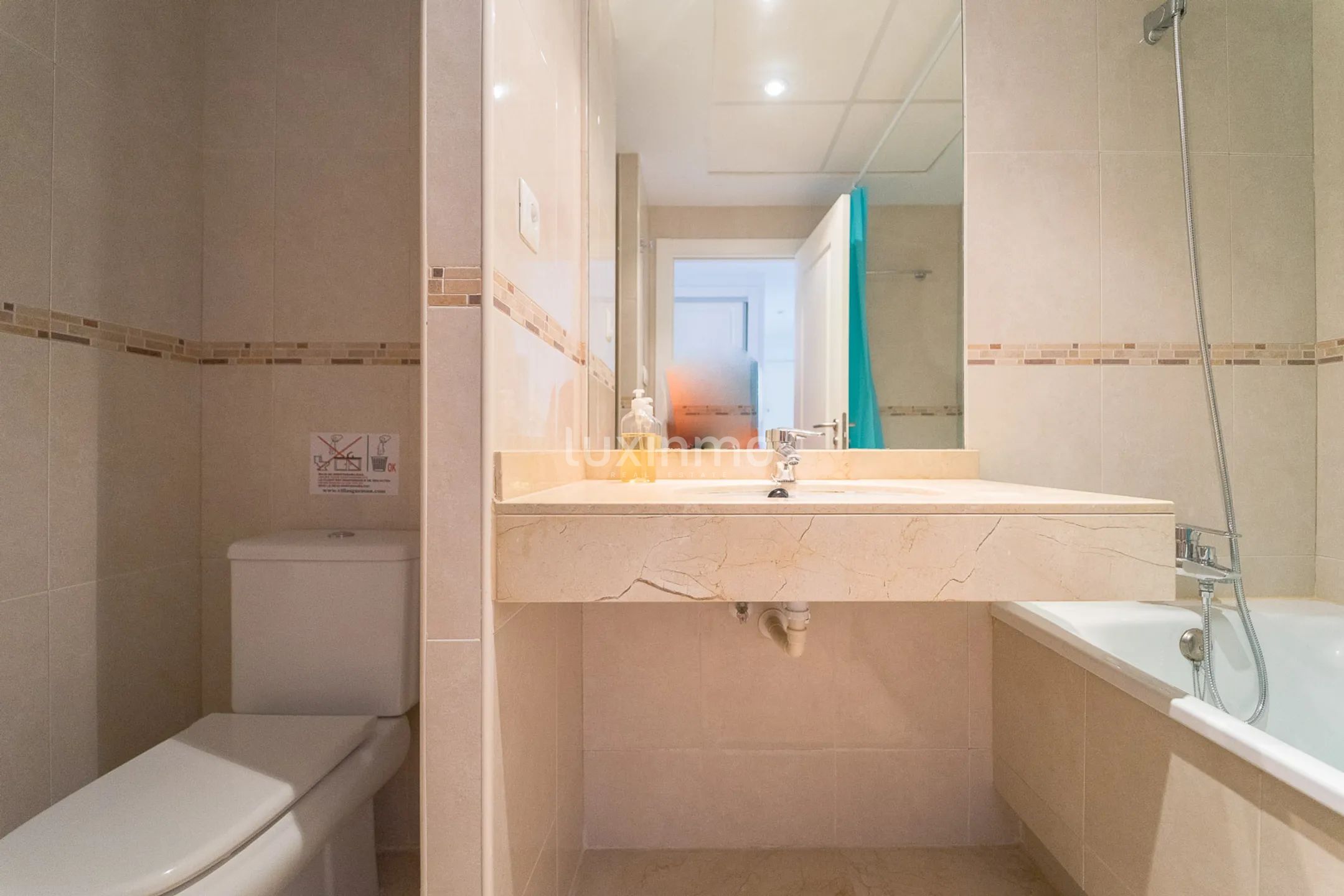 Apartment on the second line of the beach in Mascarat — photo 20