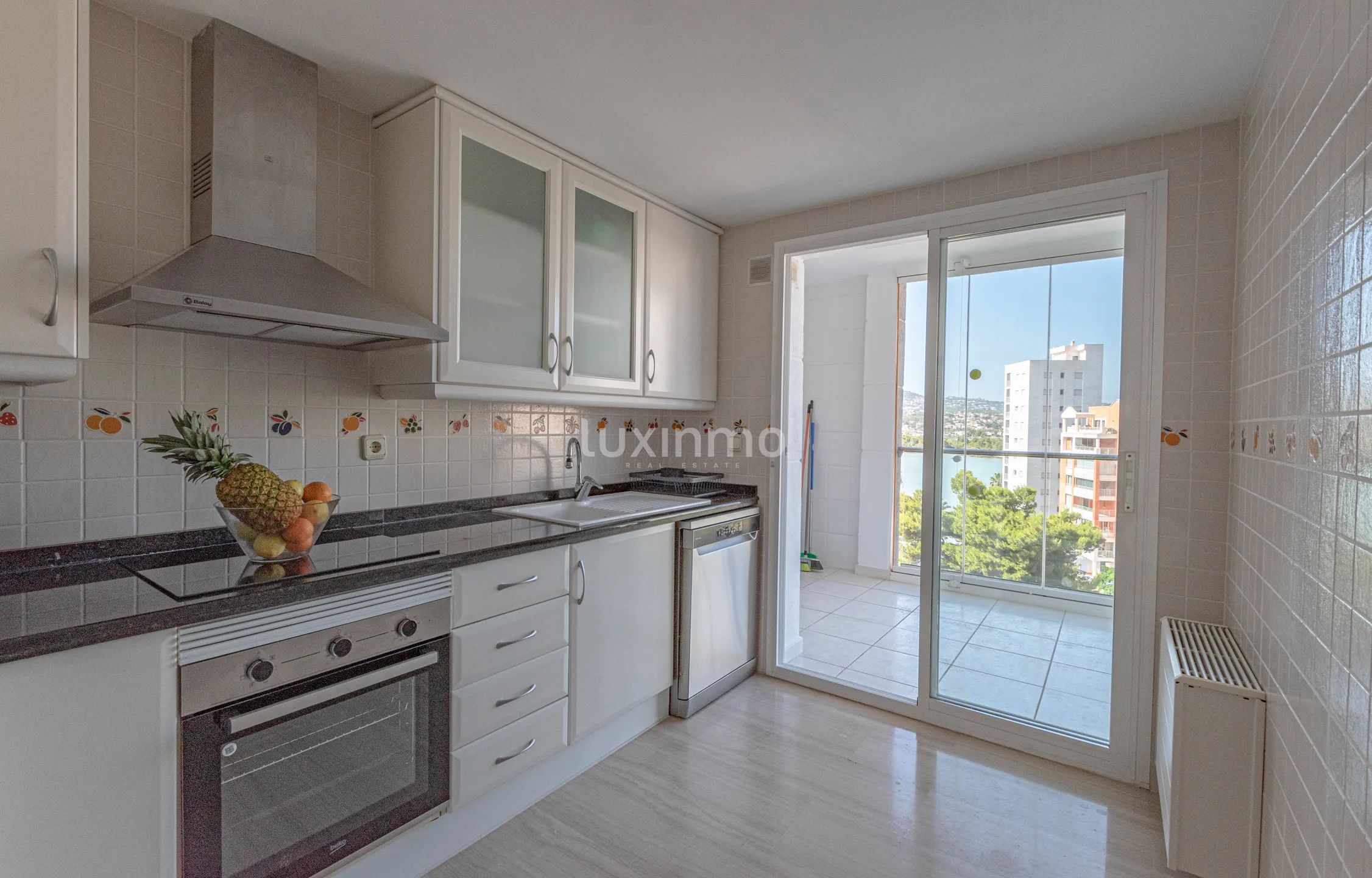 Mieszkanie na wynajem długoterminowy z widokiem na morze w Calpe — photo 8