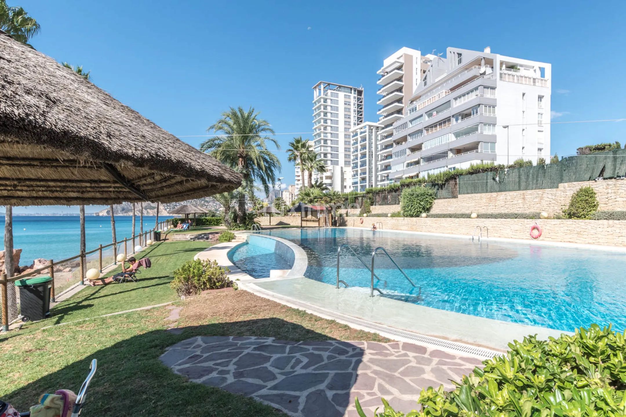 Mieszkanie na wynajem długoterminowy z widokiem na morze w Calpe — photo 2