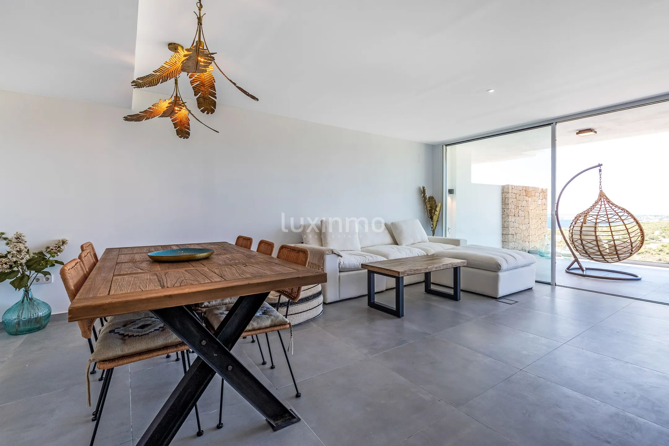 Modern penthouse met uitzicht op zee in Ibiza — photo 8