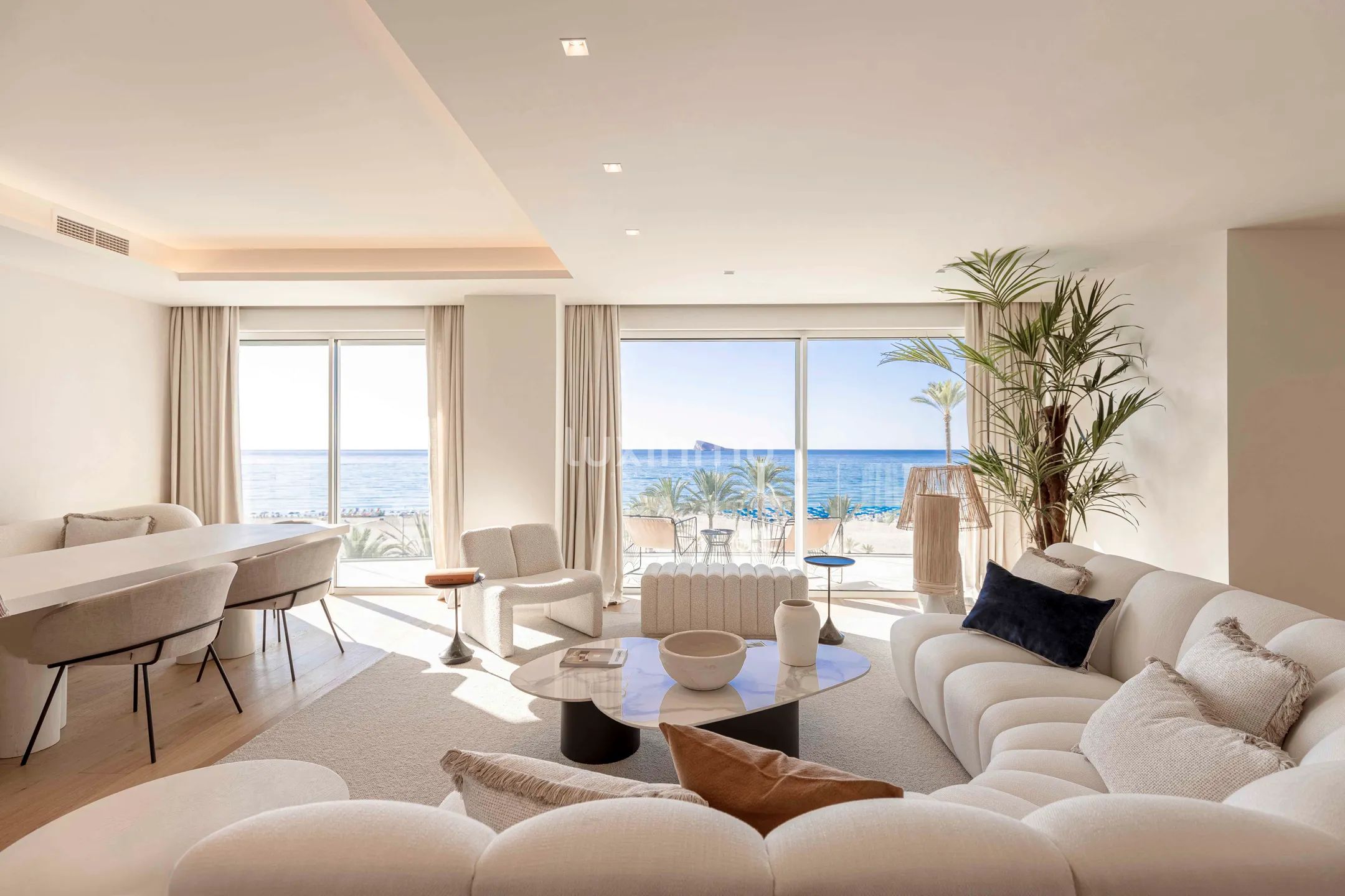Einzigartige Apartments direkt am Strand in Delfin Tower Benidorm — photo 9