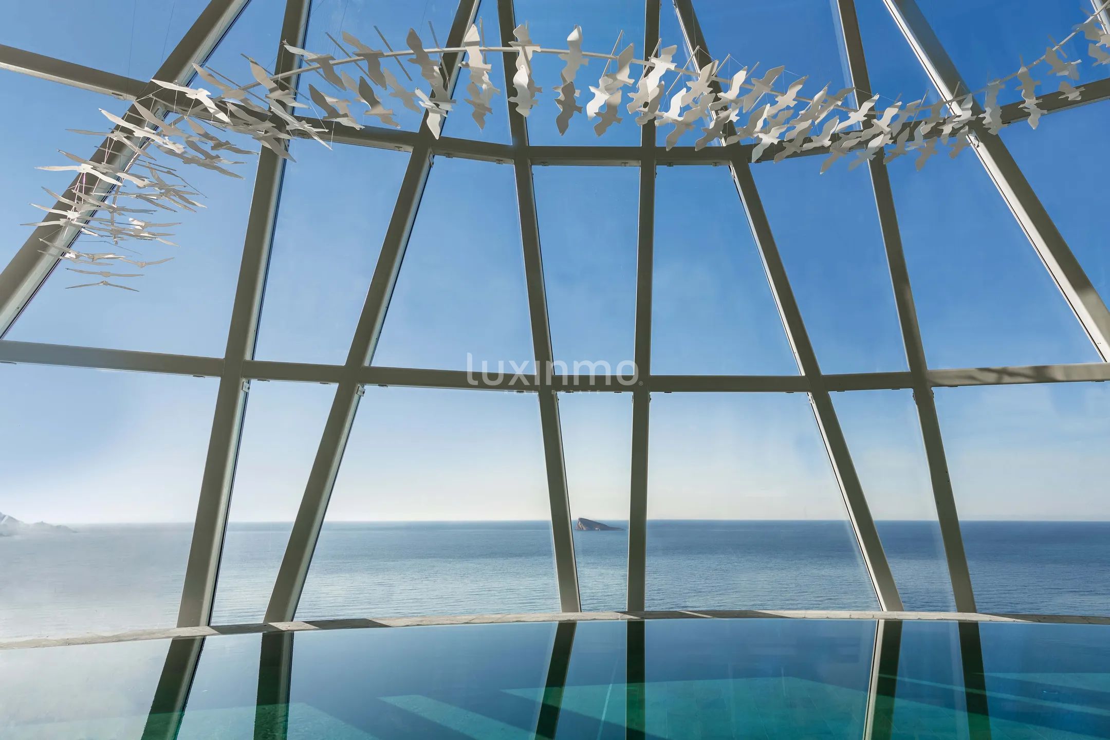 Einzigartige Apartments direkt am Strand in Delfin Tower Benidorm — photo 26