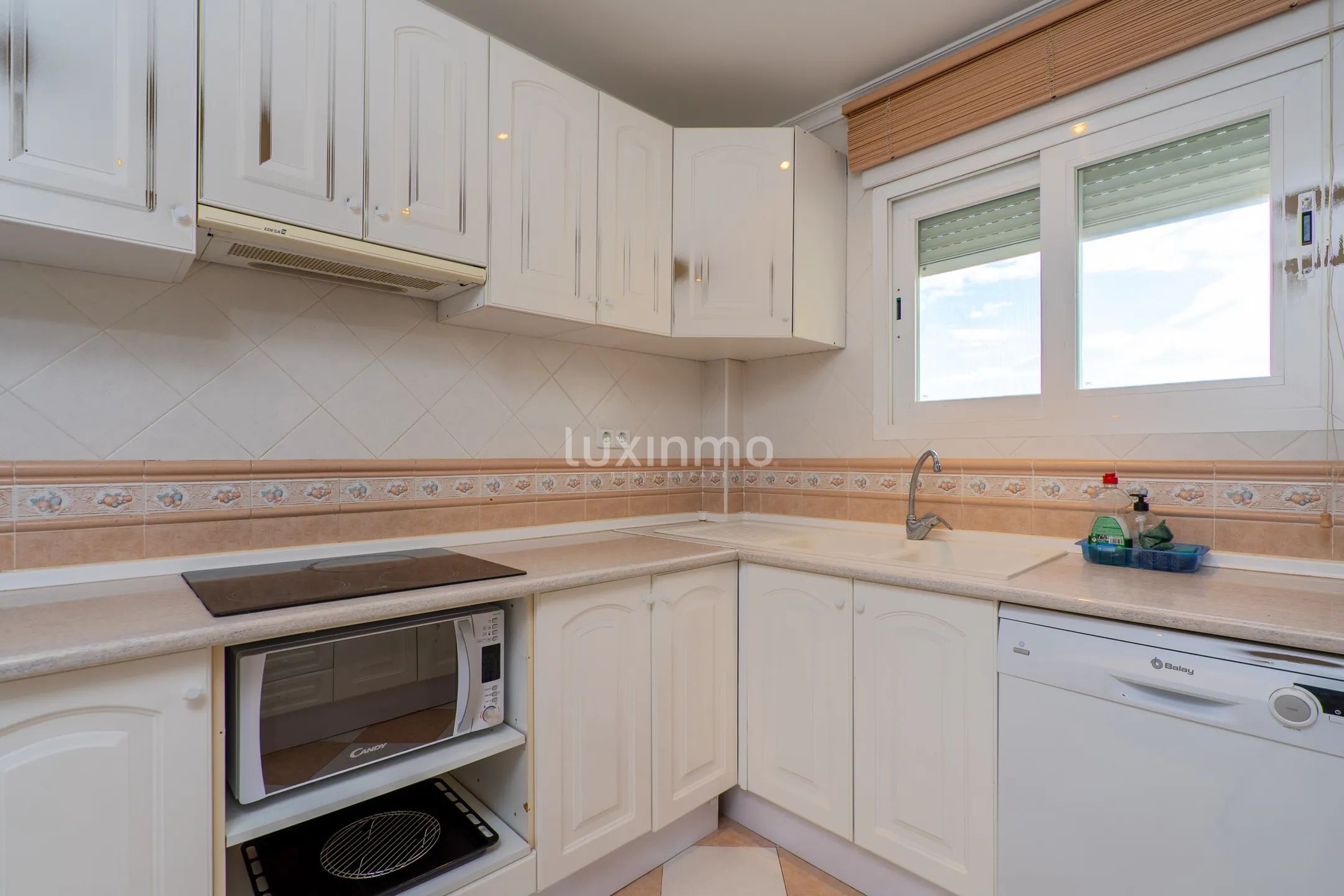 Продается вилла с видом на море в Ольтамар, Кальпе — photo 11
