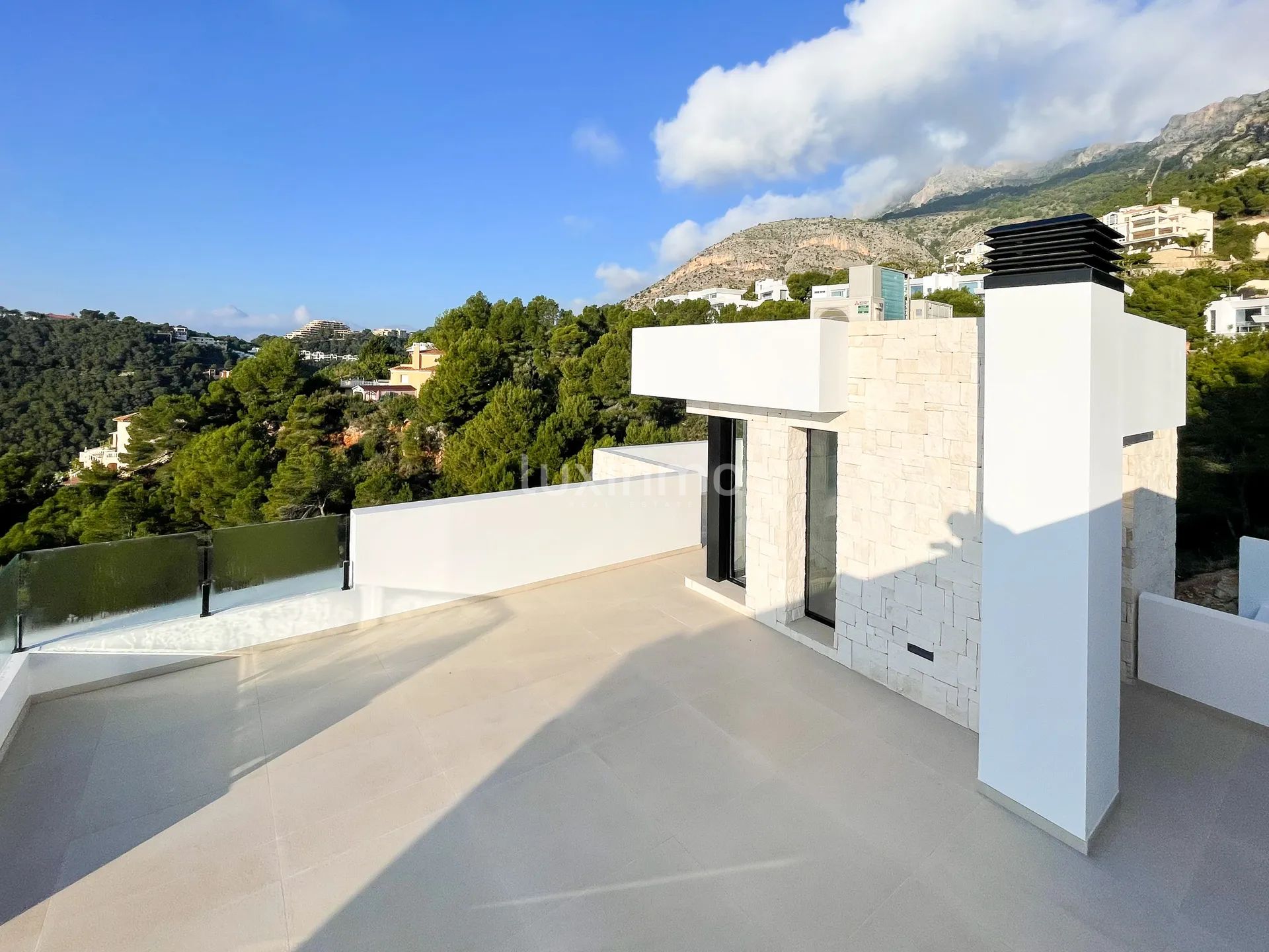 New modern villa in Altea Hills — photo 34