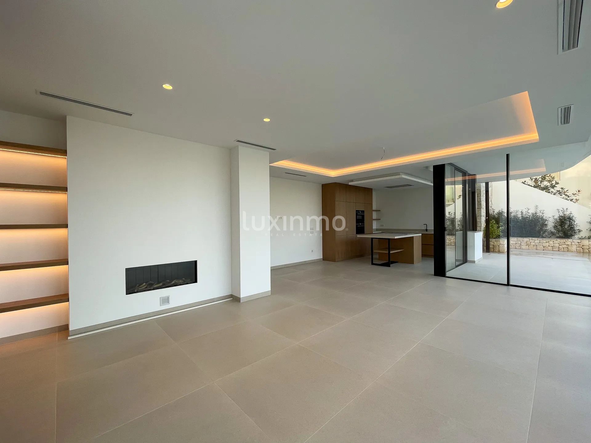 New modern villa in Altea Hills — photo 8