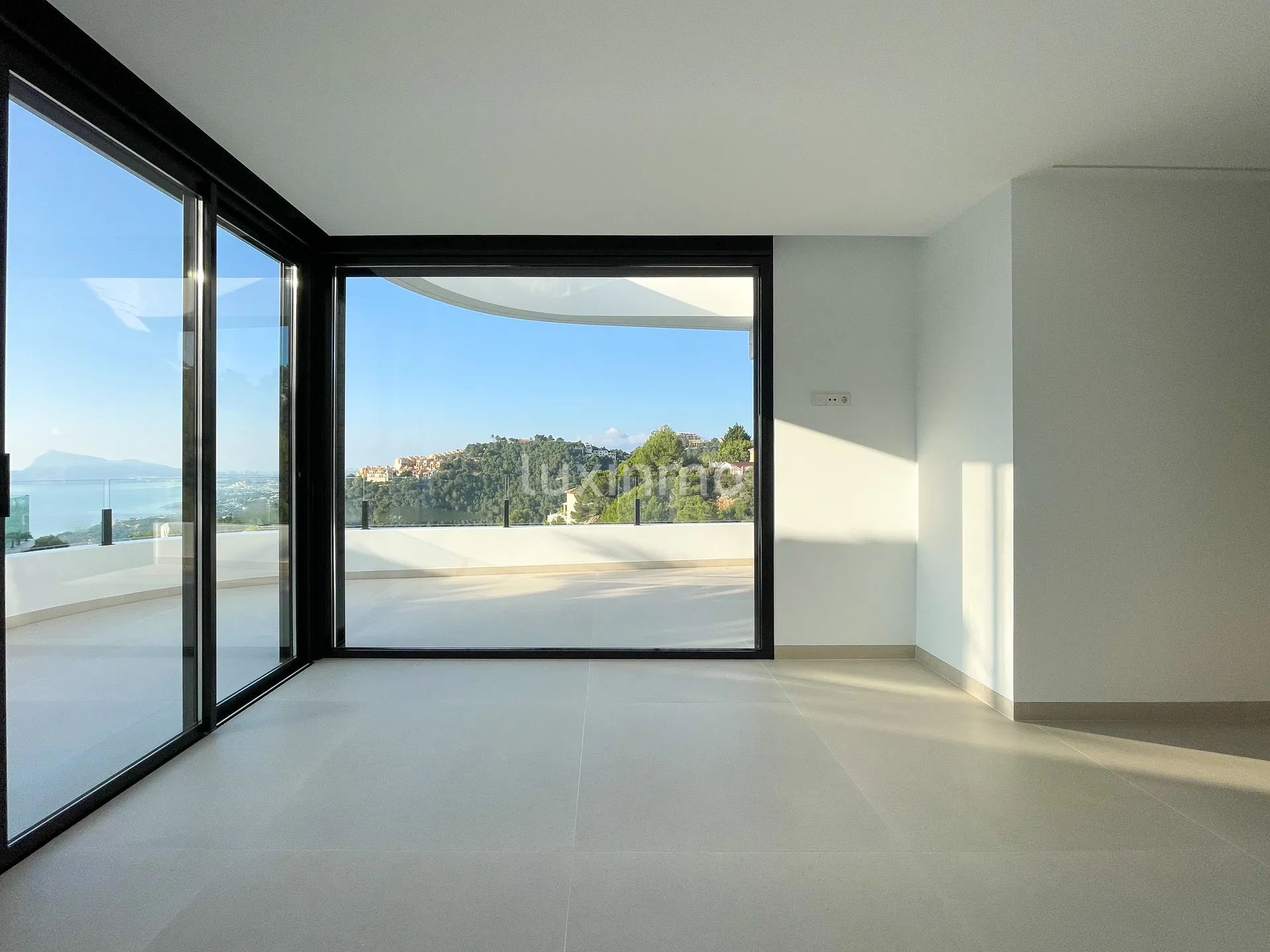 New modern villa in Altea Hills — photo 20