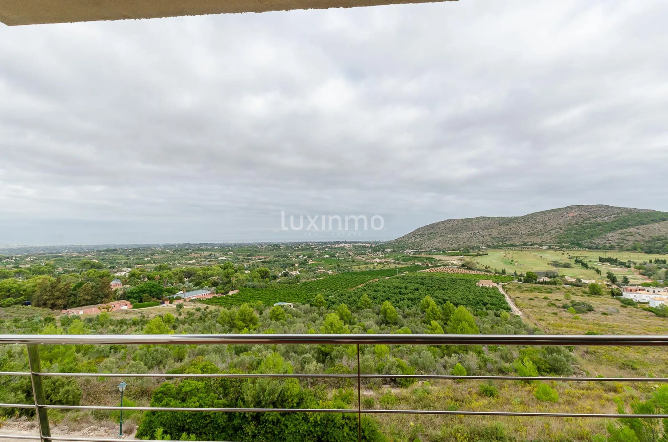 Villa with sea views for sale in La Sella Golf Resort — photo 2