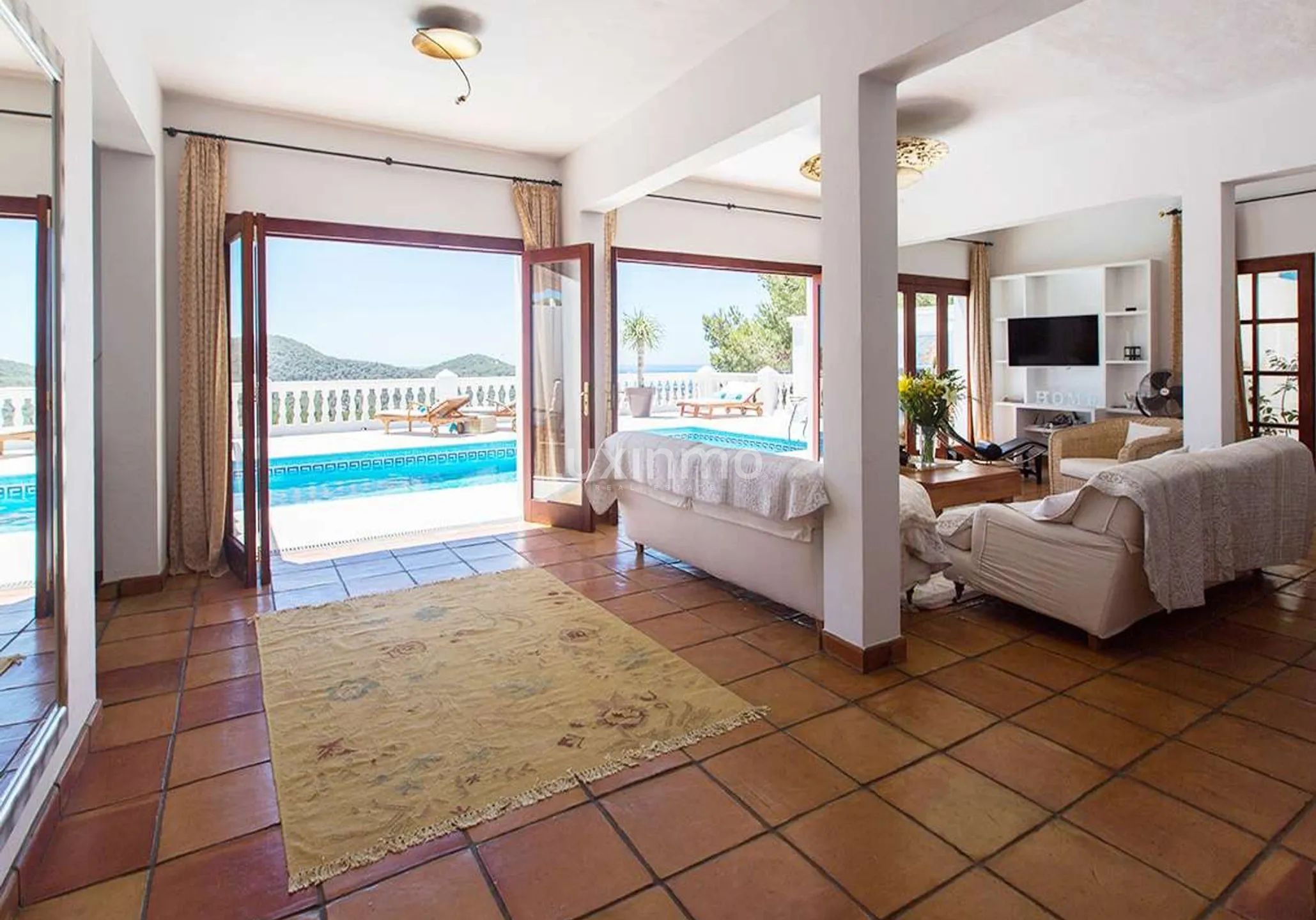 Villa mit Touristenschein und herrlichem Meerblick in Can Furnet, Ibiza — photo 8