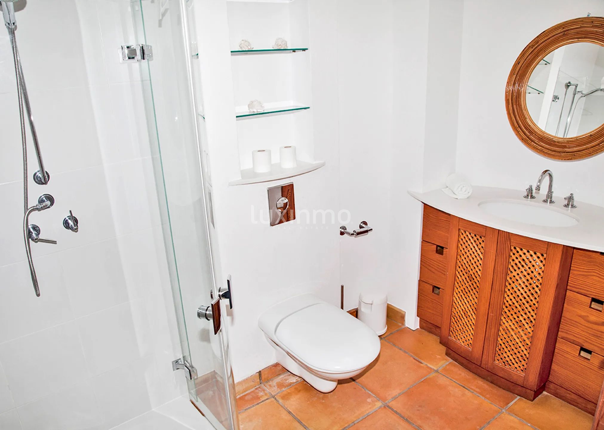 Villa mit Touristenschein und herrlichem Meerblick in Can Furnet, Ibiza — photo 18