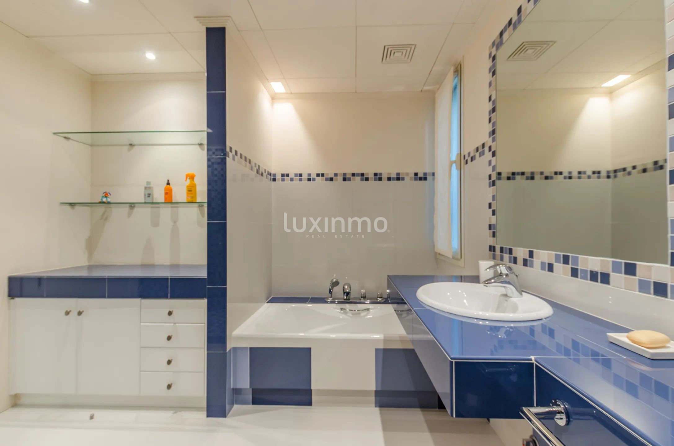 Villa in koloniale stijl in Altea Hills met uitzicht op zee — photo 41