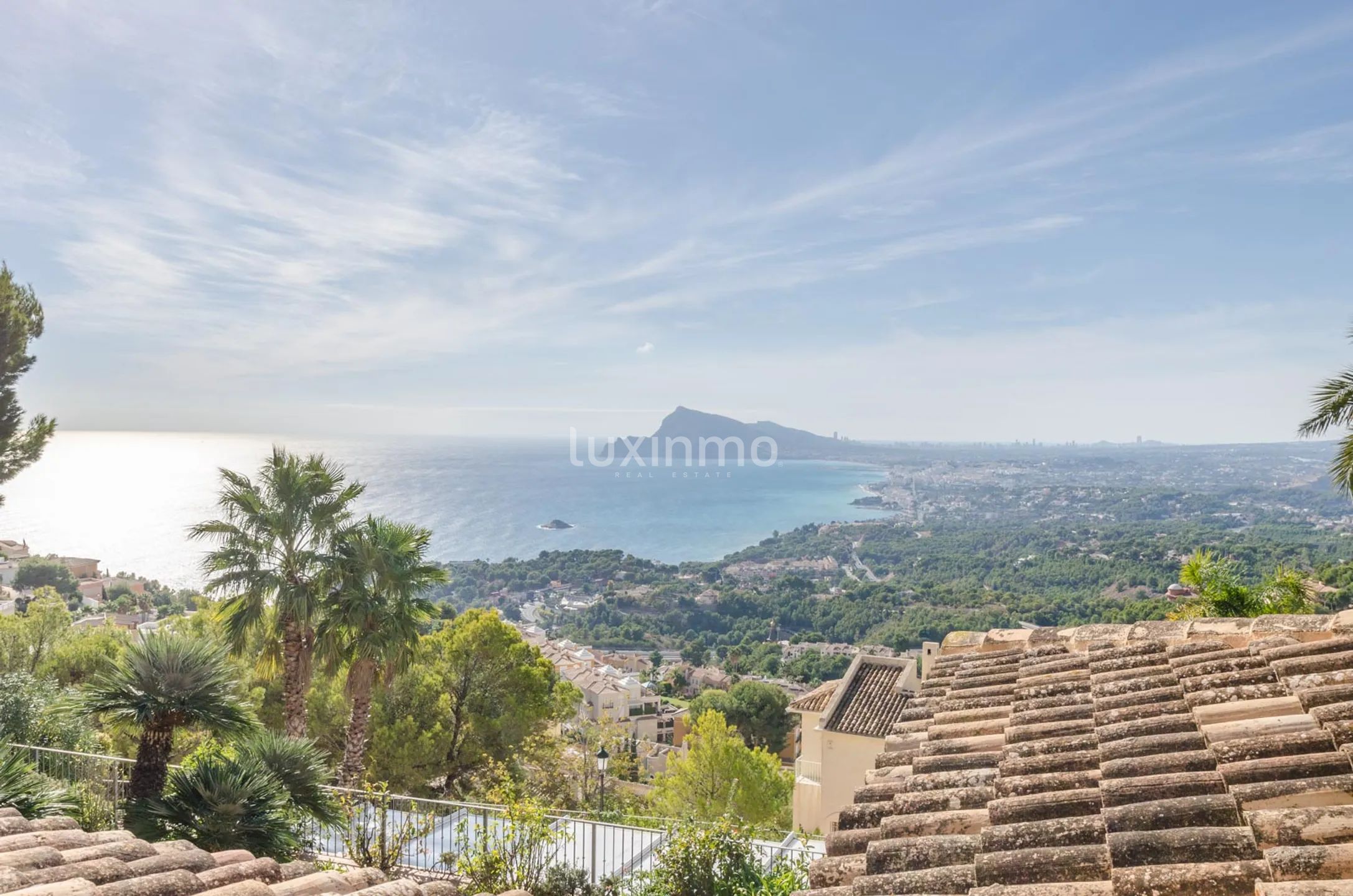Villa in koloniale stijl in Altea Hills met uitzicht op zee — photo 32