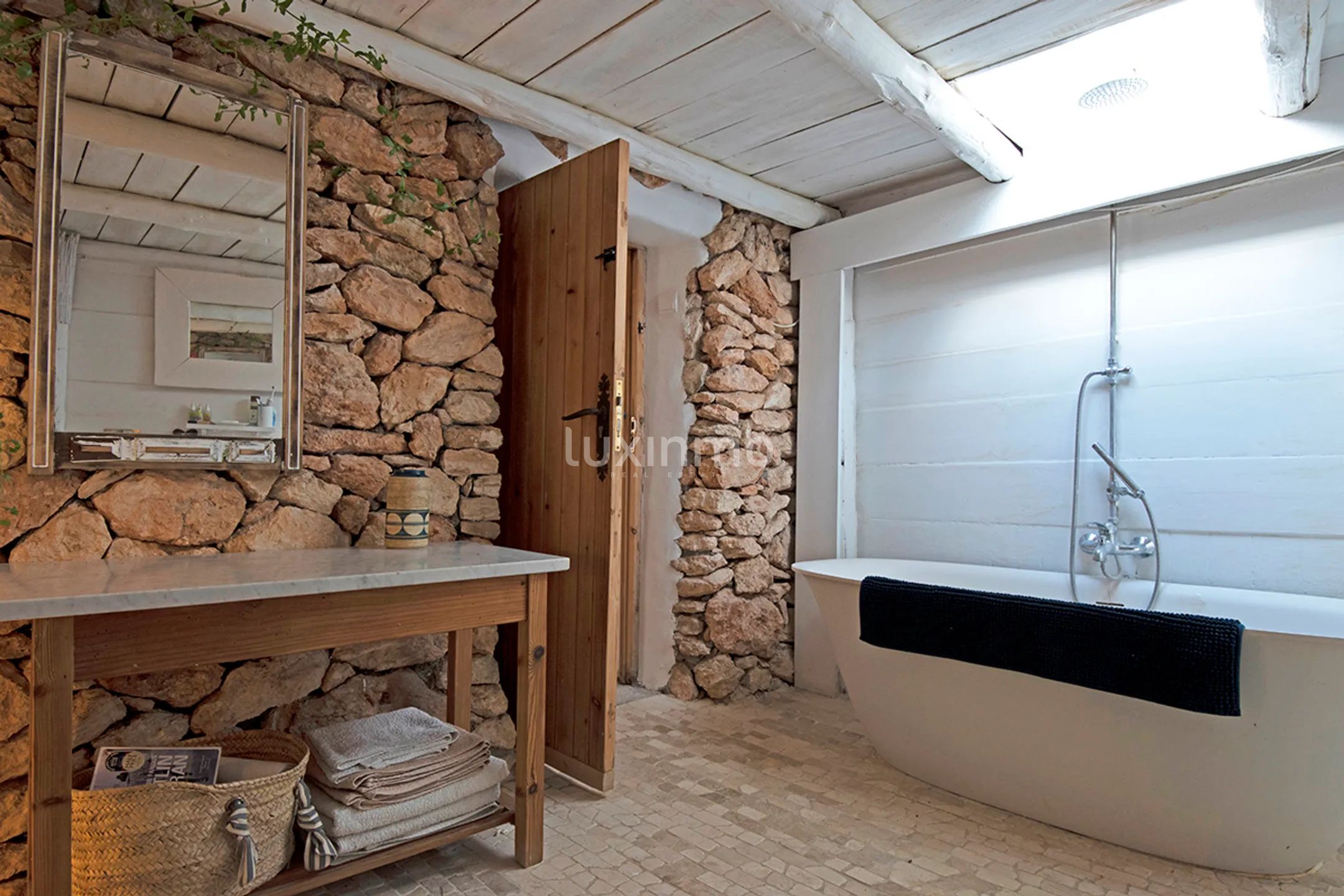 Vakker hus omgitt av natur til salgs på Ibiza — photo 35