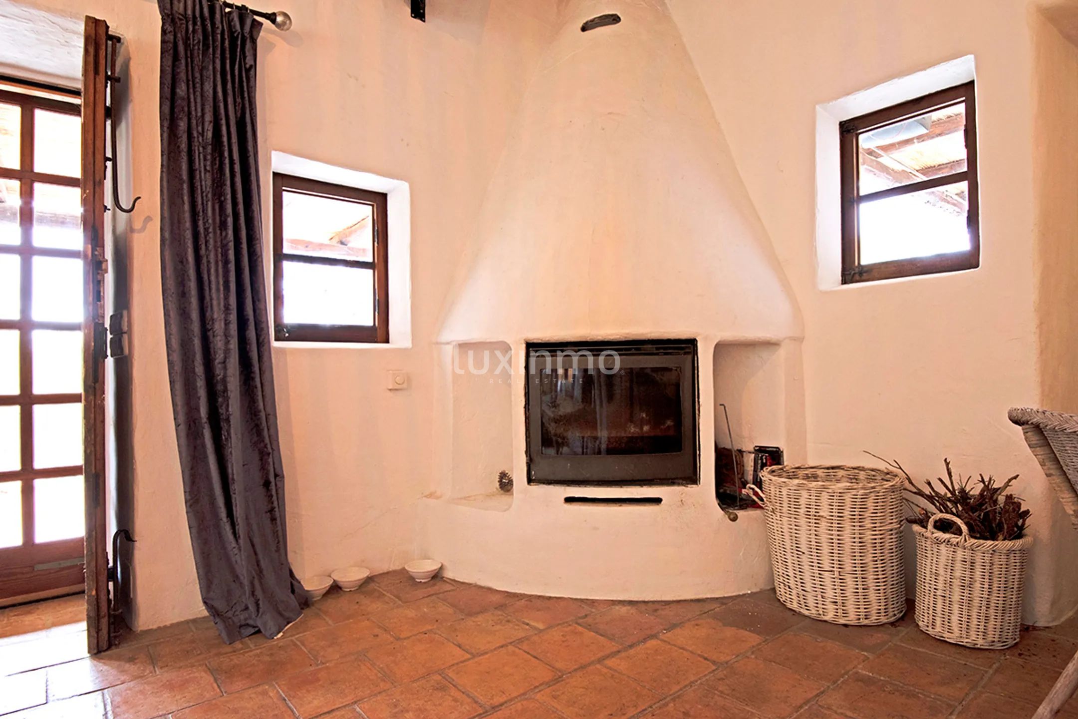 Vakker hus omgitt av natur til salgs på Ibiza — photo 11