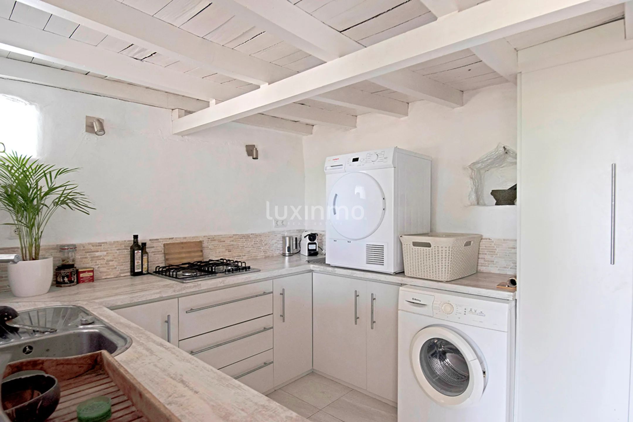 Vakker hus omgitt av natur til salgs på Ibiza — photo 37