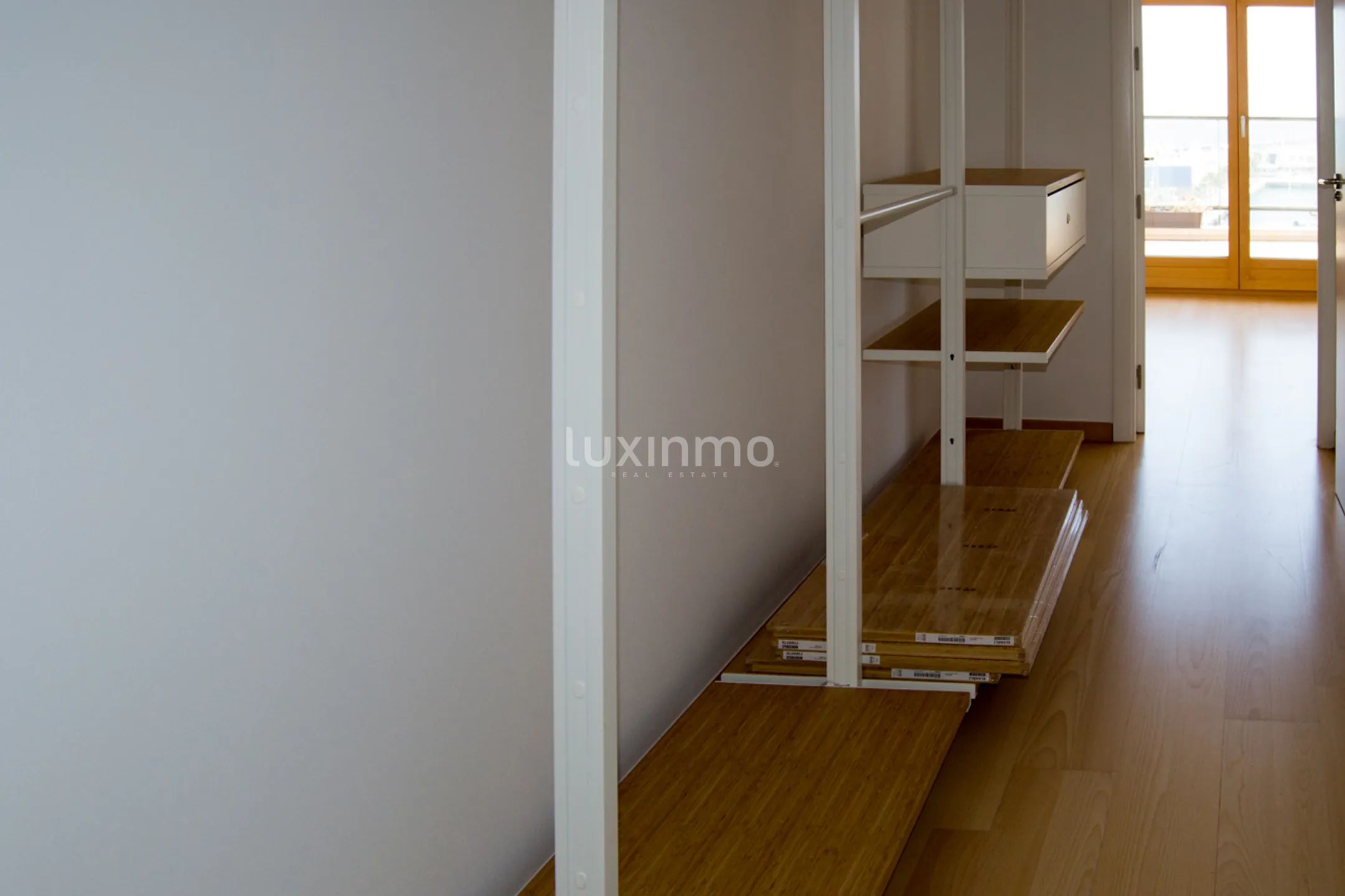 Prachtvolles Eck-Penthouse auf der Esplanade von Alicante — photo 28