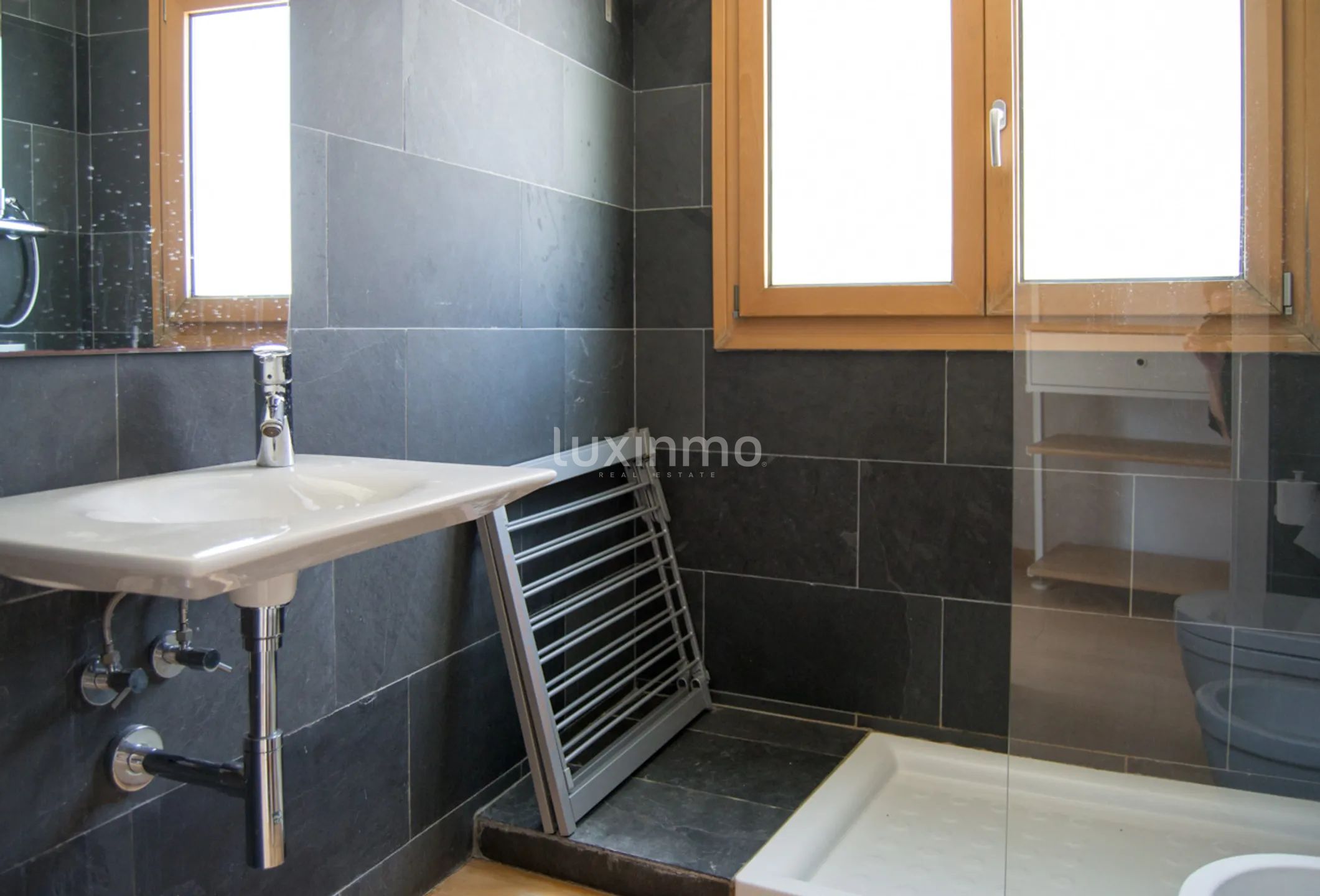 Prachtvolles Eck-Penthouse auf der Esplanade von Alicante — photo 33