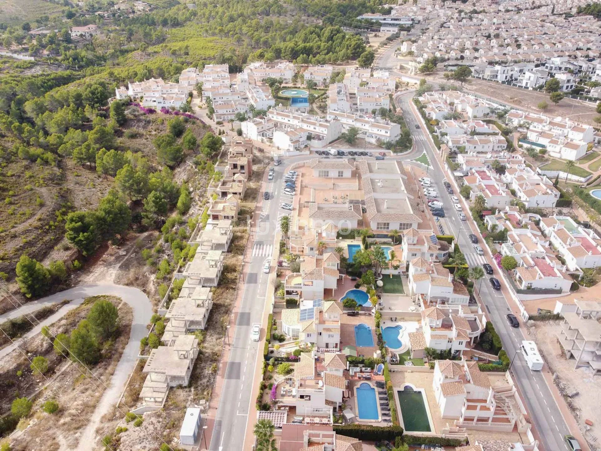 Eine neue Villa zur Miete in La Nuсia — photo 8