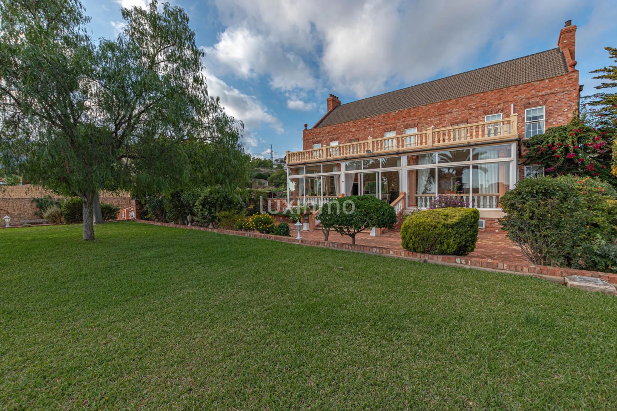 Villa i engelsk stil med panoramautsikt til leie i Calpe — photo 9