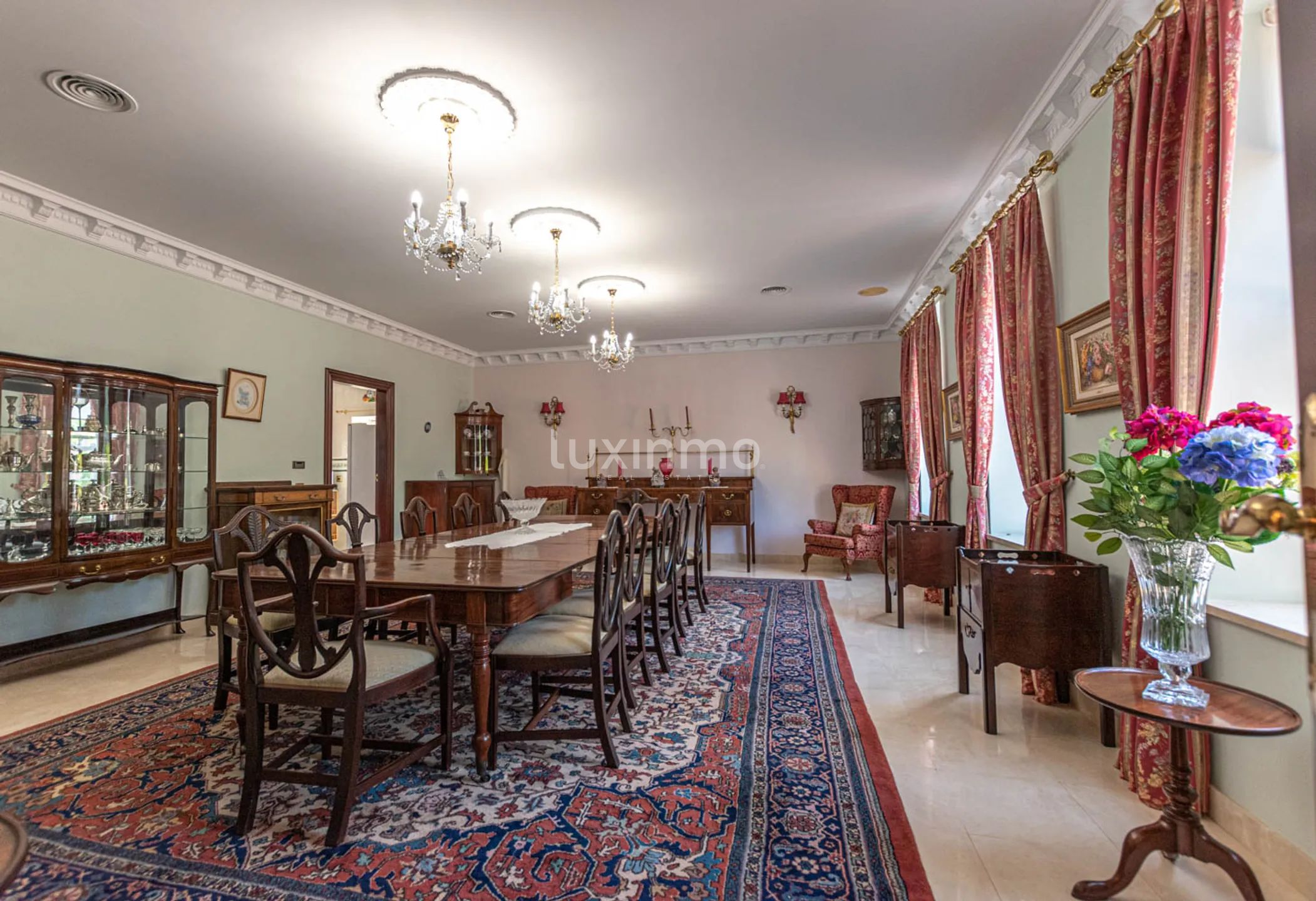 Villa i engelsk stil med panoramautsikt til leie i Calpe — photo 27