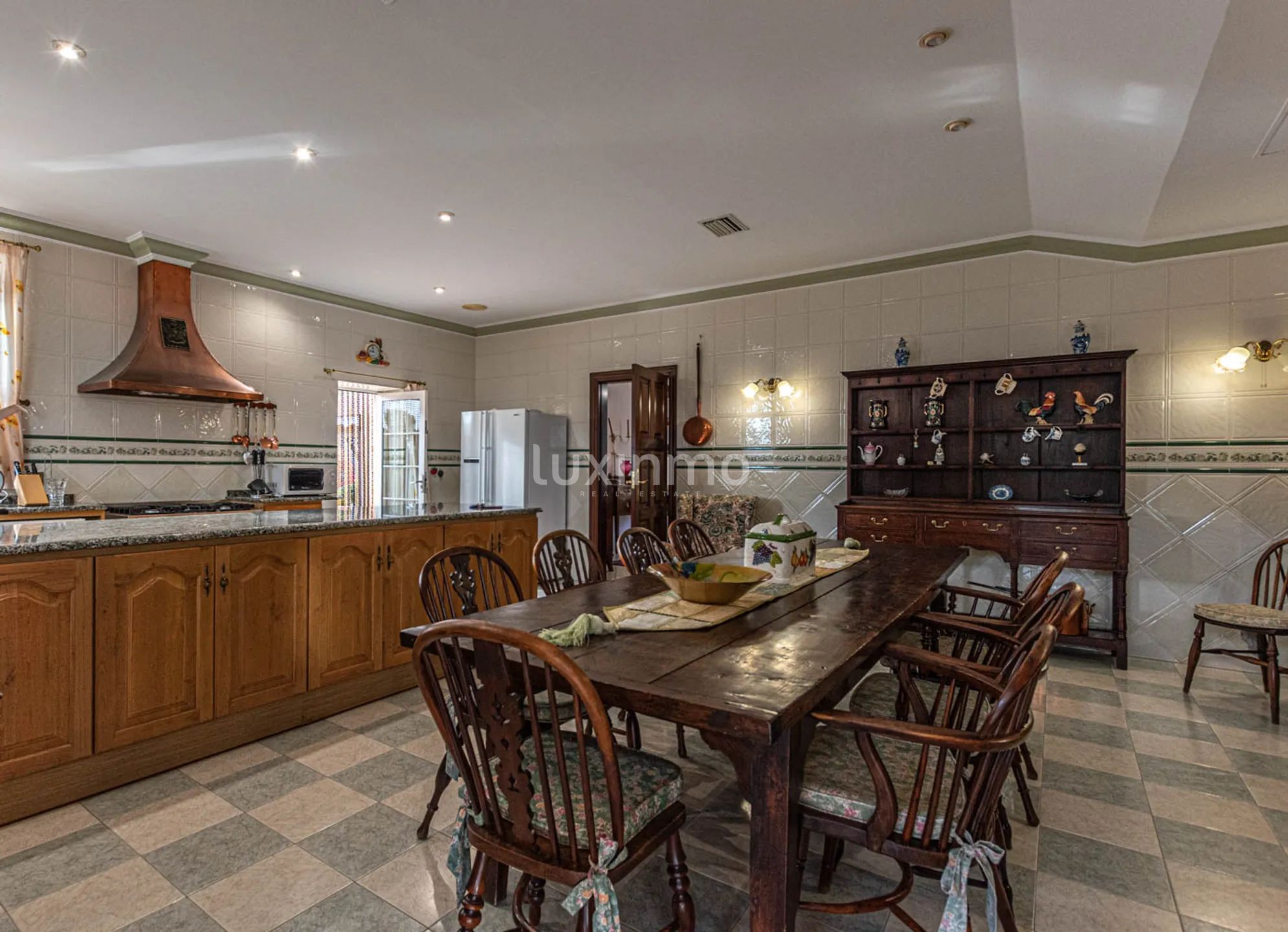 Villa i engelsk stil med panoramautsikt til leie i Calpe — photo 23