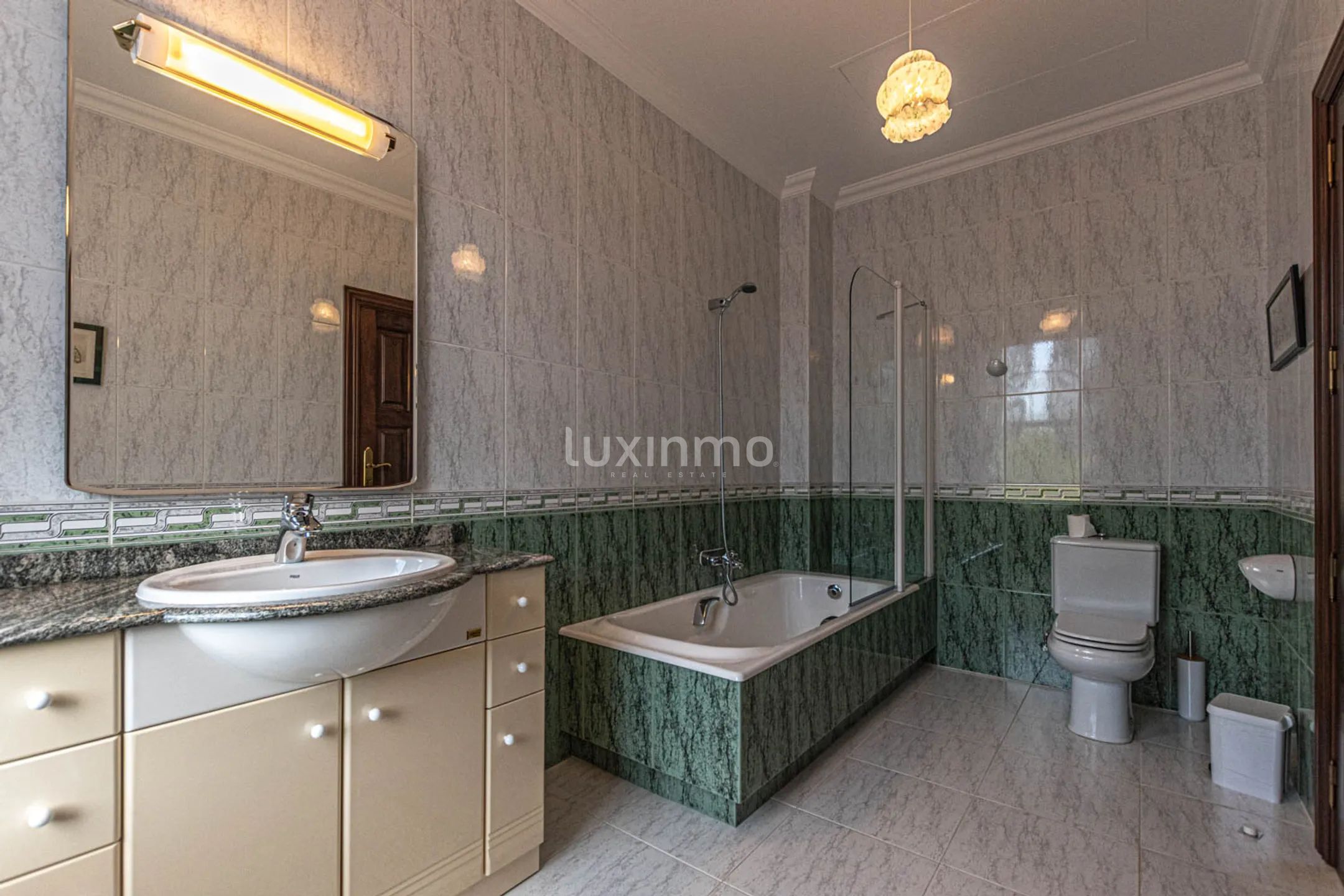 Villa i engelsk stil med panoramautsikt til leie i Calpe — photo 42