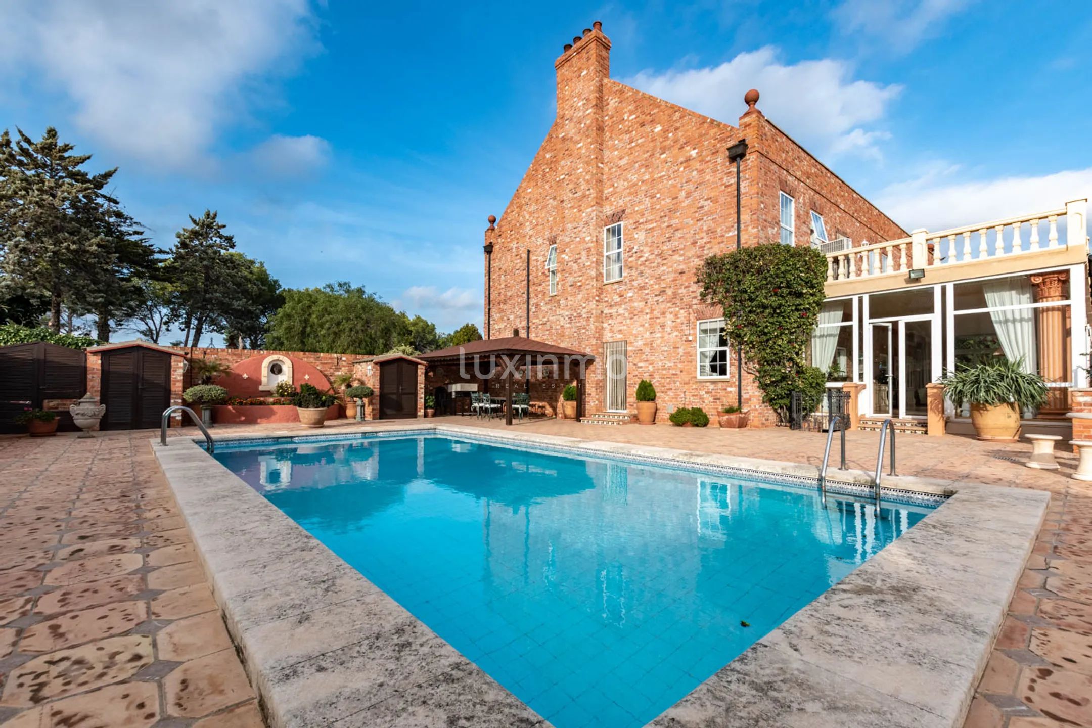 Villa i engelsk stil med panoramautsikt til leie i Calpe — photo 10