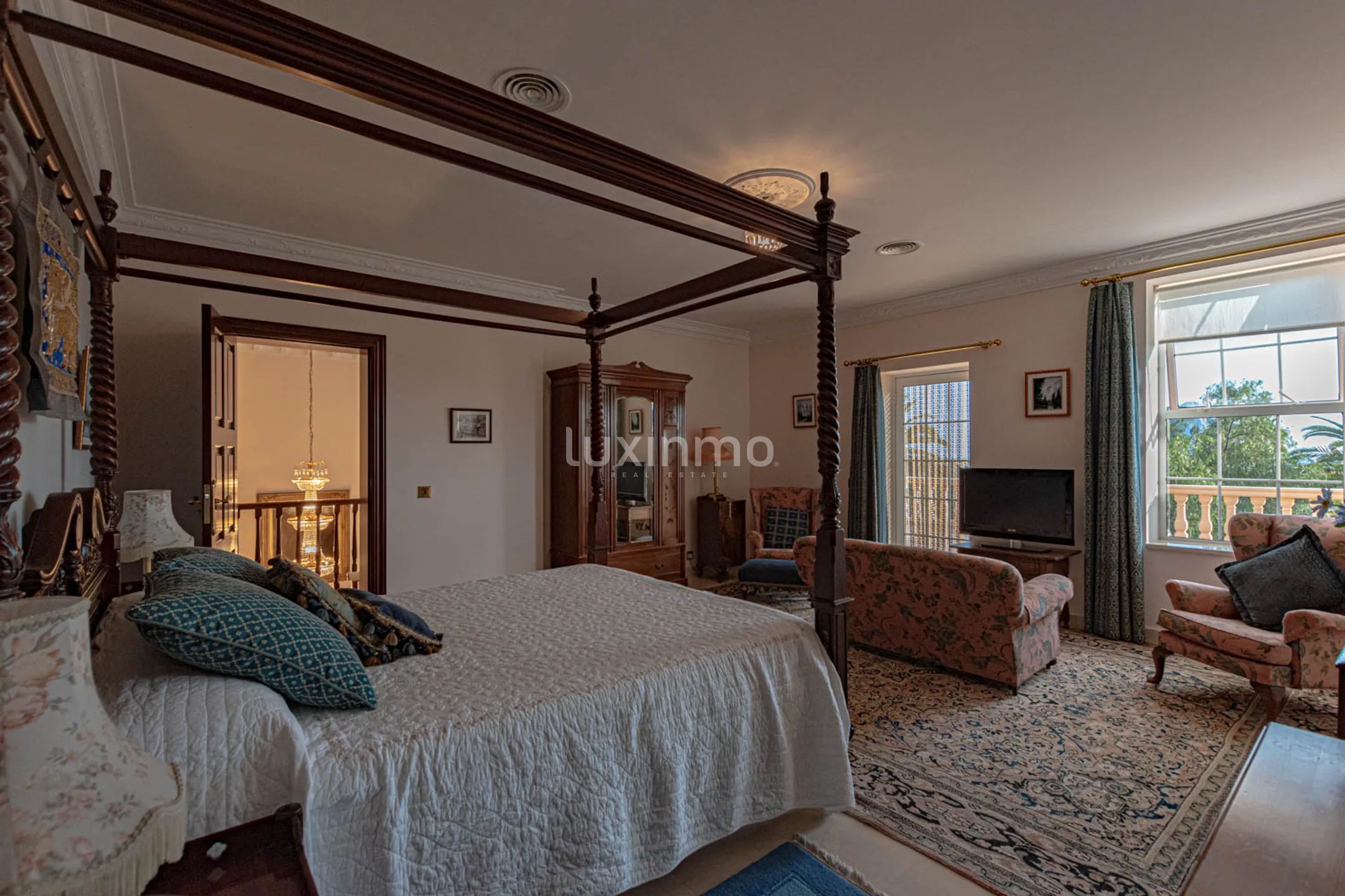 Villa in Engelse stijl met panoramisch uitzicht te huur in Calpe — photo 44