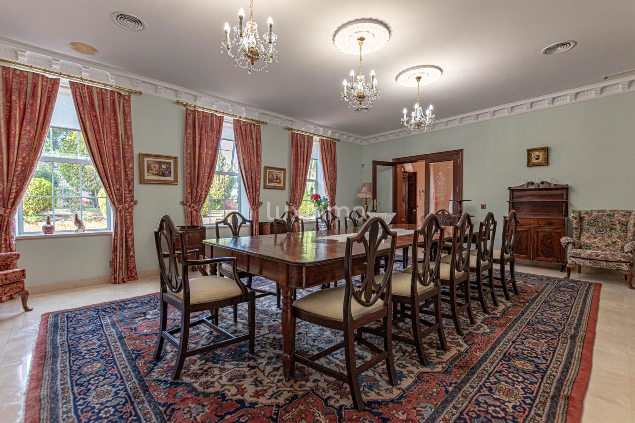 Villa i engelsk stil med panoramautsikt til leie i Calpe — photo 28