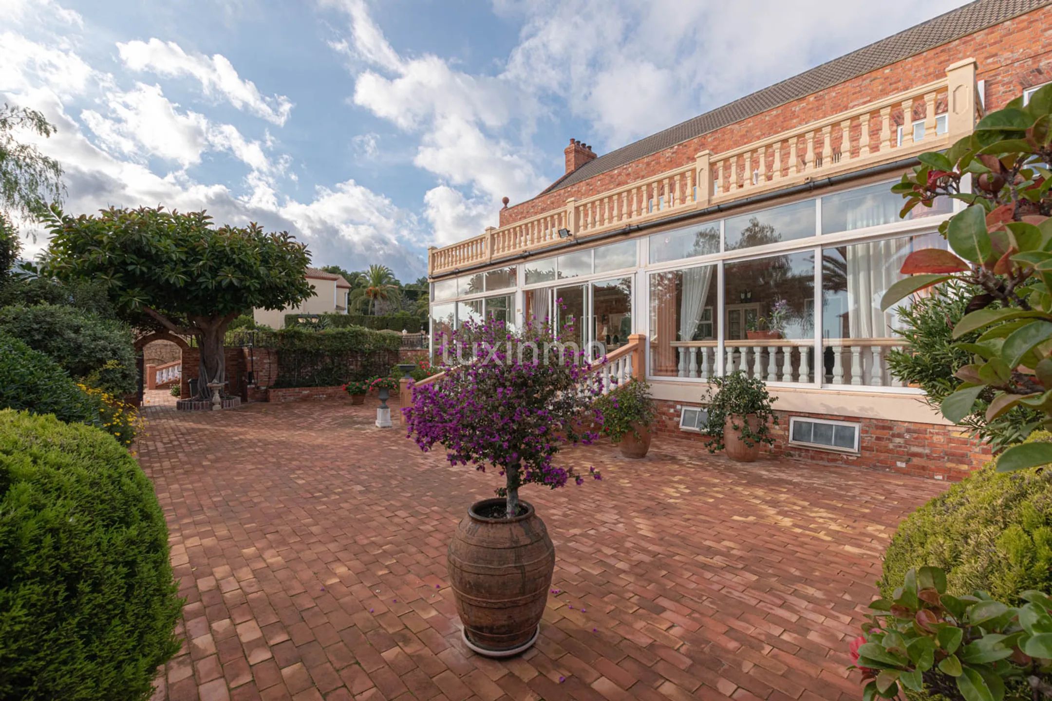 Villa i engelsk stil med panoramautsikt til leie i Calpe — photo 13