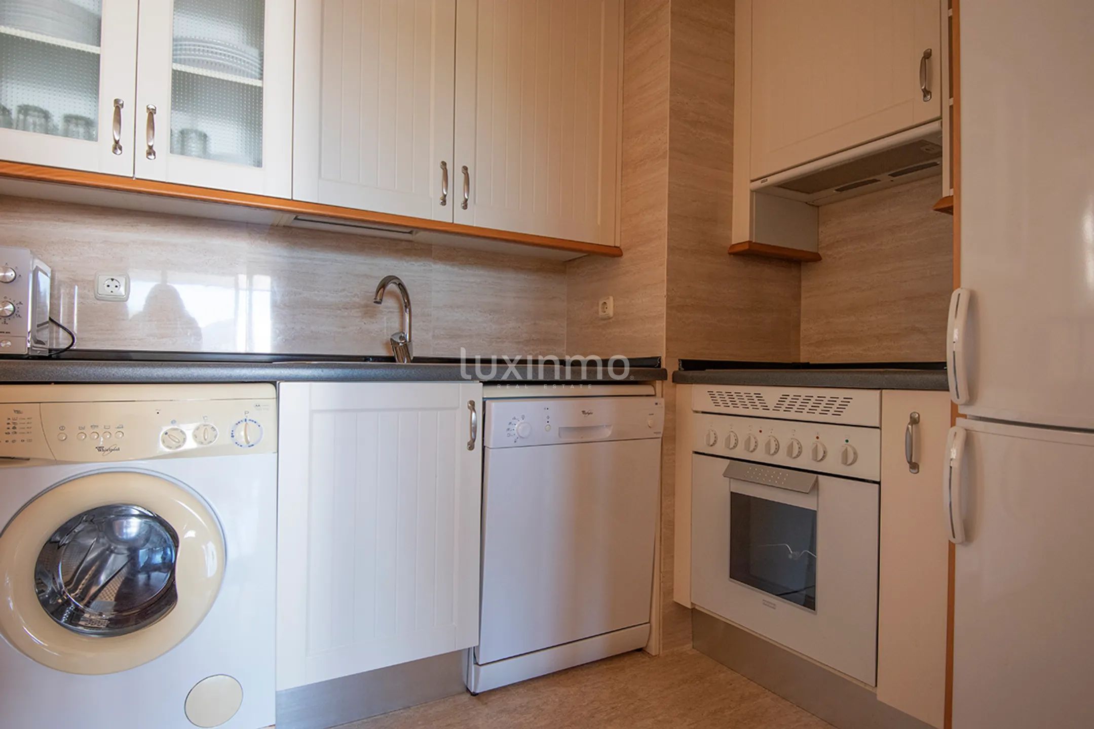 Moderno piso de 2 dormitorios en venta en Roca Llisa en Ibiza — photo 16