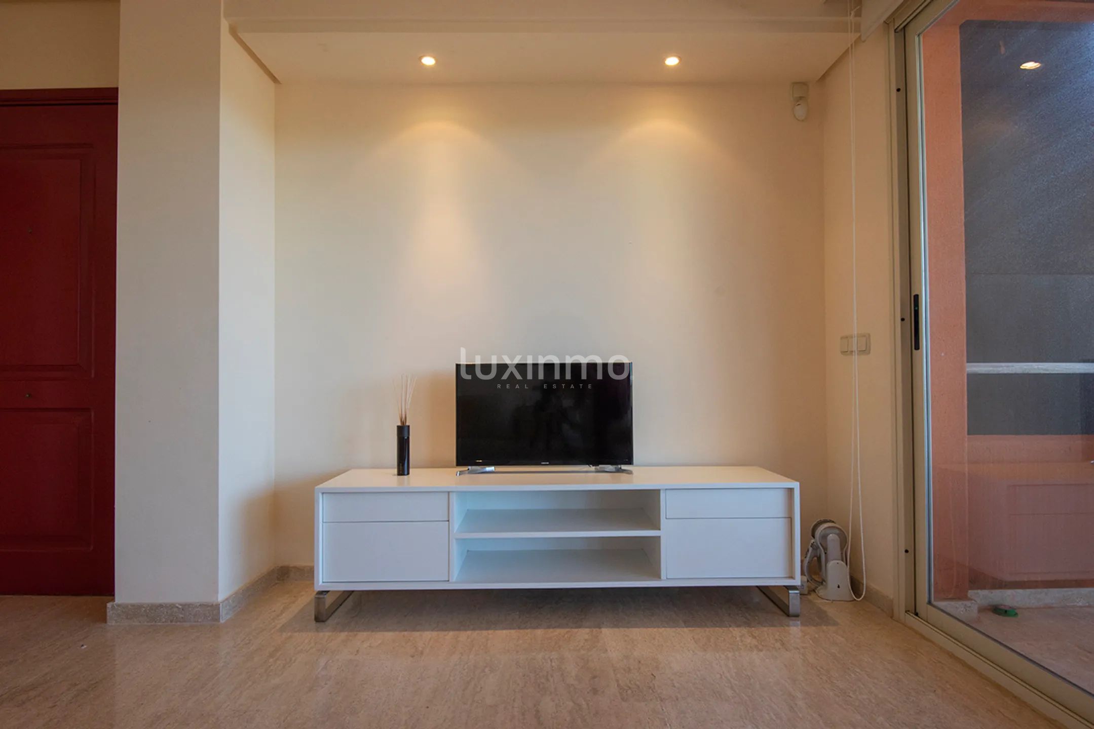 Moderno piso de 2 dormitorios en venta en Roca Llisa en Ibiza — photo 12