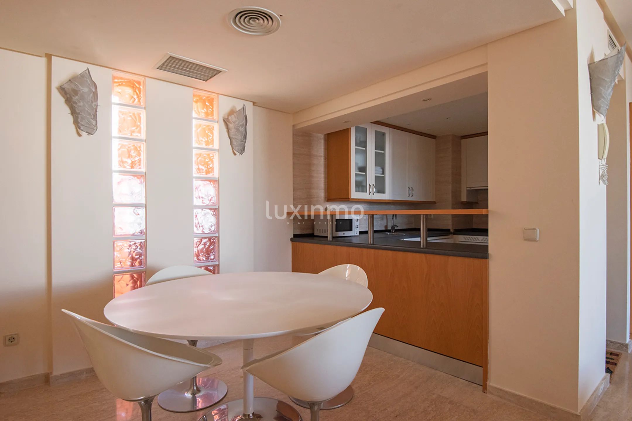Moderno piso de 2 dormitorios en venta en Roca Llisa en Ibiza — photo 20