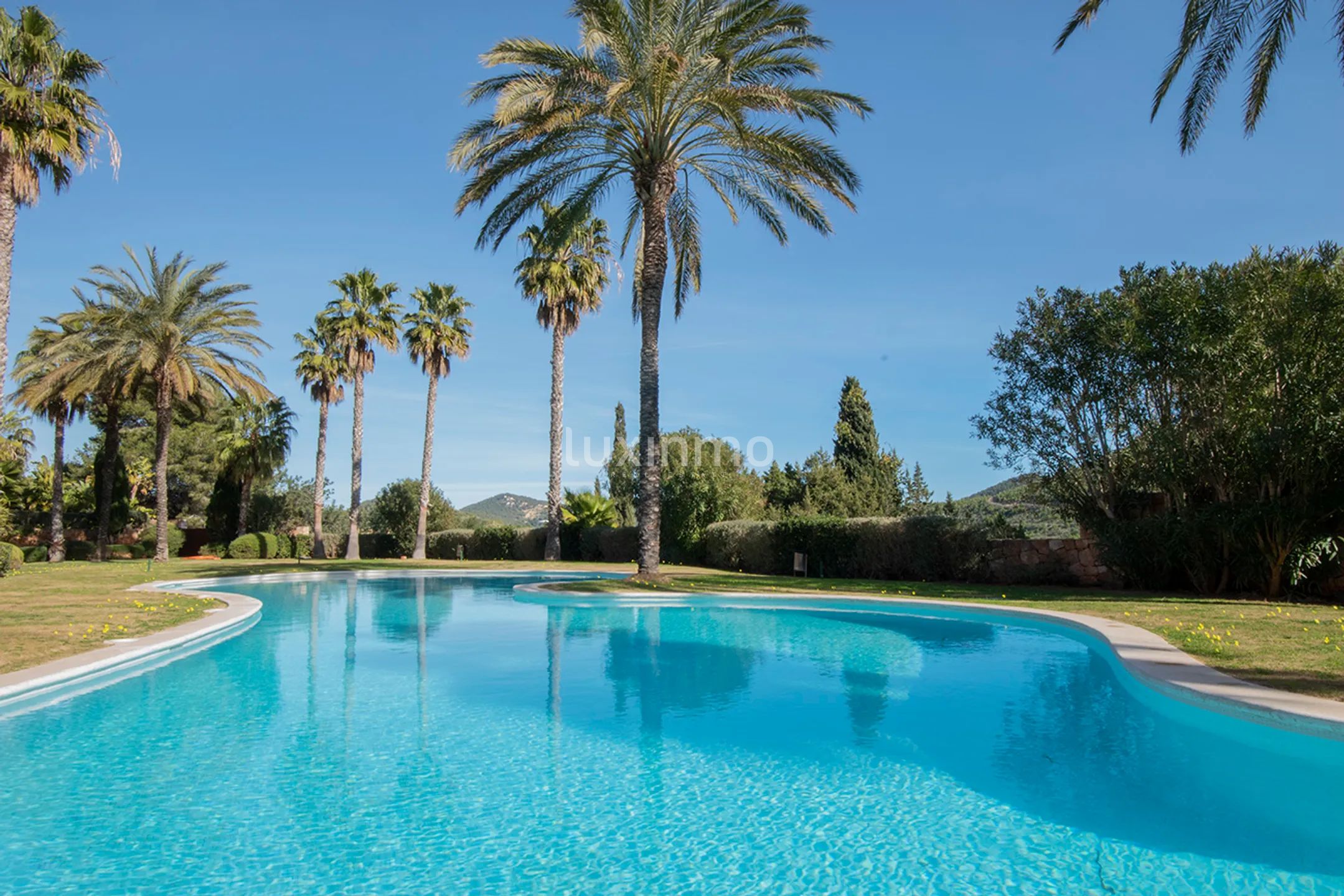 Moderno piso de 2 dormitorios en venta en Roca Llisa en Ibiza — photo 53