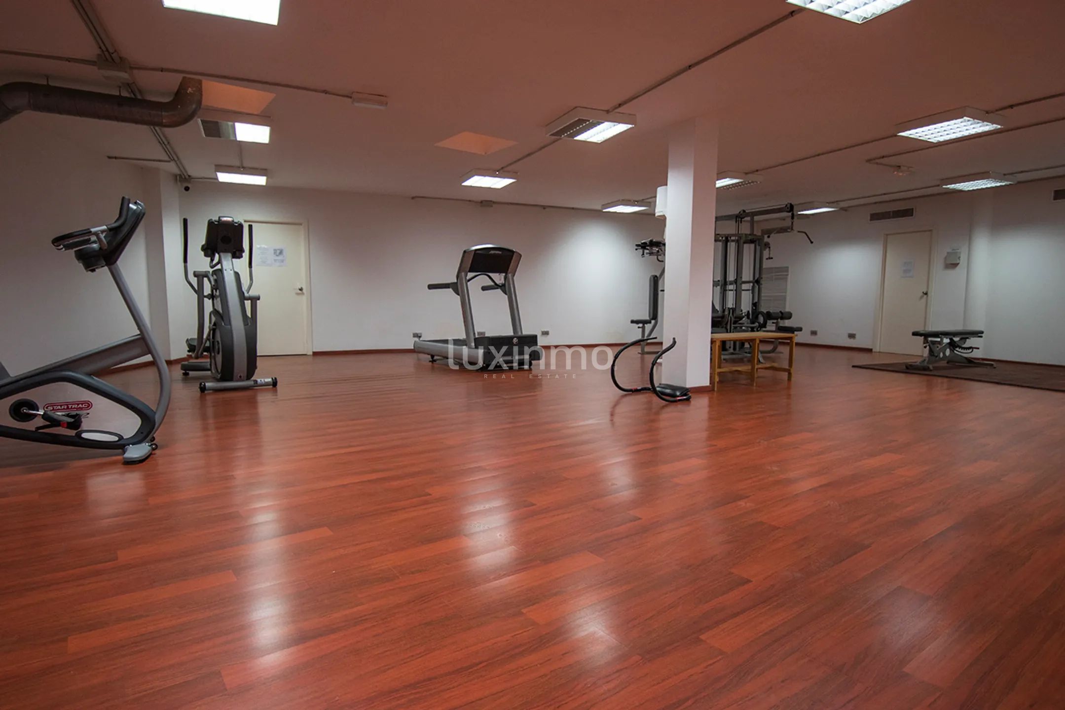 Moderno piso de 2 dormitorios en venta en Roca Llisa en Ibiza — photo 42