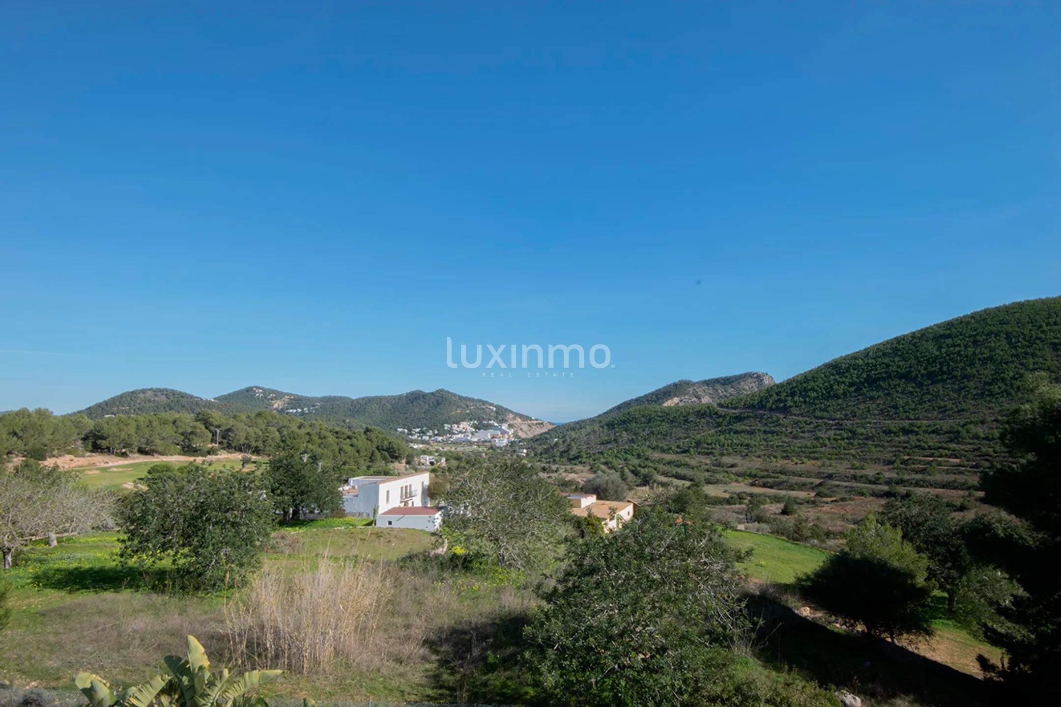 Moderno piso de 2 dormitorios en venta en Roca Llisa en Ibiza — photo 30