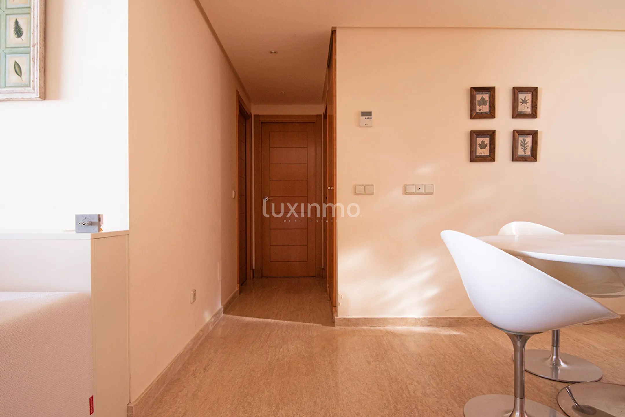 Moderno piso de 2 dormitorios en venta en Roca Llisa en Ibiza — photo 21